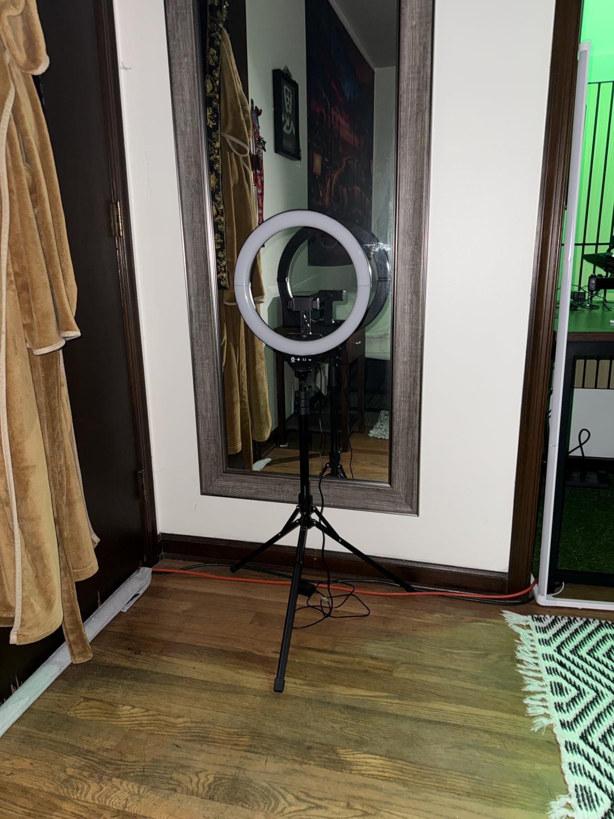 UBeesize 12'' LED Ring Light with 62'' Tripod Stand, Selfie Ring Light for Video Recording, Live Streaming, TikTok & YouTube customer photo 2