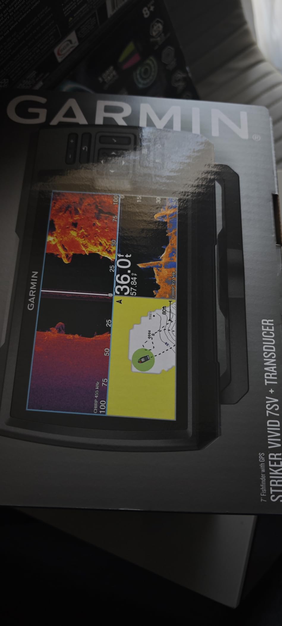 Garmin Striker Vivid 7sv, Easy-to-Use 7-inch Color Fishfinder and Sonar Transducer, Vivid Scanning Sonar Color Palettes customer photo 1