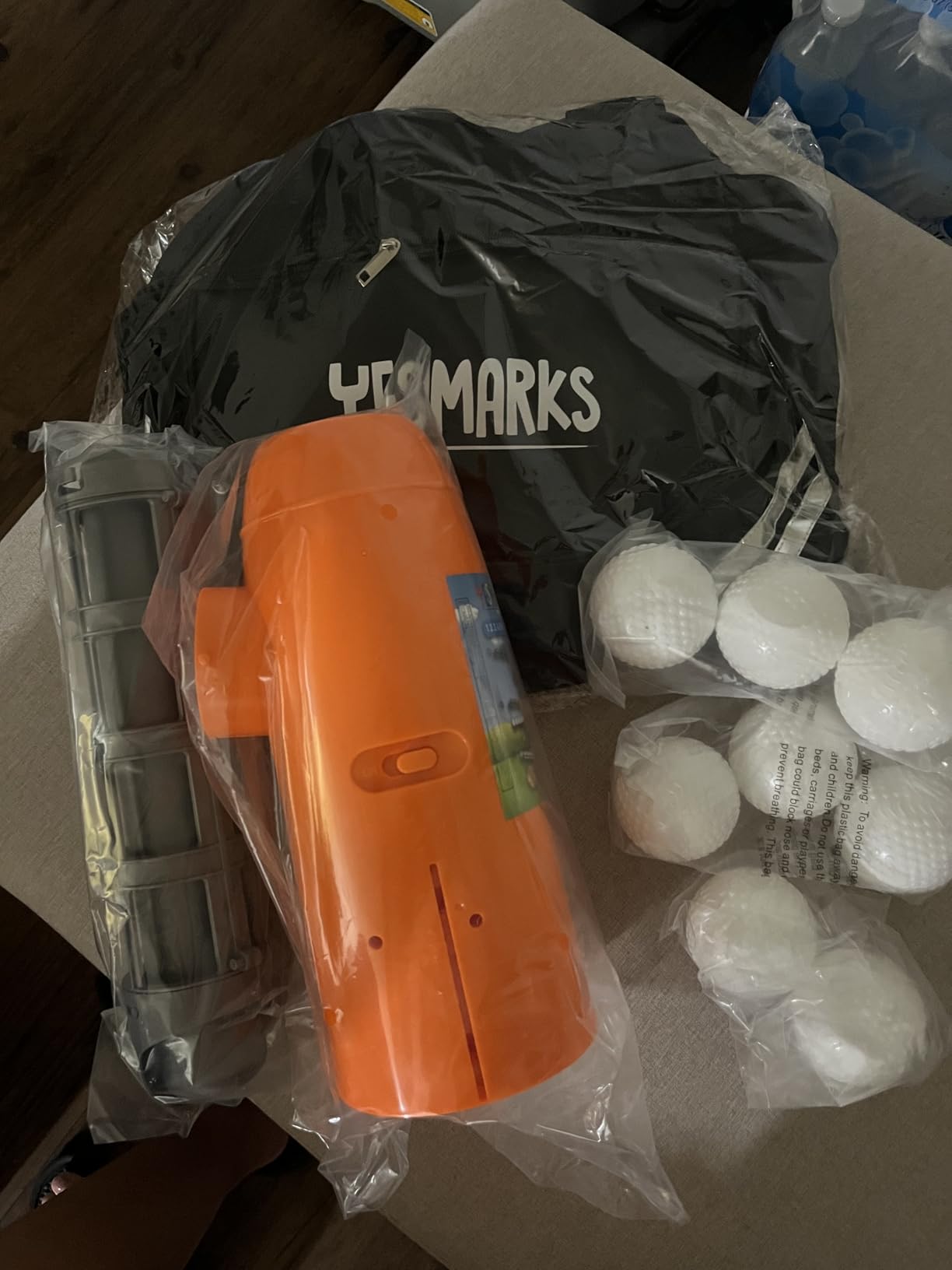 YESMARKS Kids Auto Baseball Pitching Machine Outdoor Toy Set - Training Equipment & Batting Practice Toys for Youth, Includes 10 Baseballs, Baseball Bat and Sports Bag customer photo 1