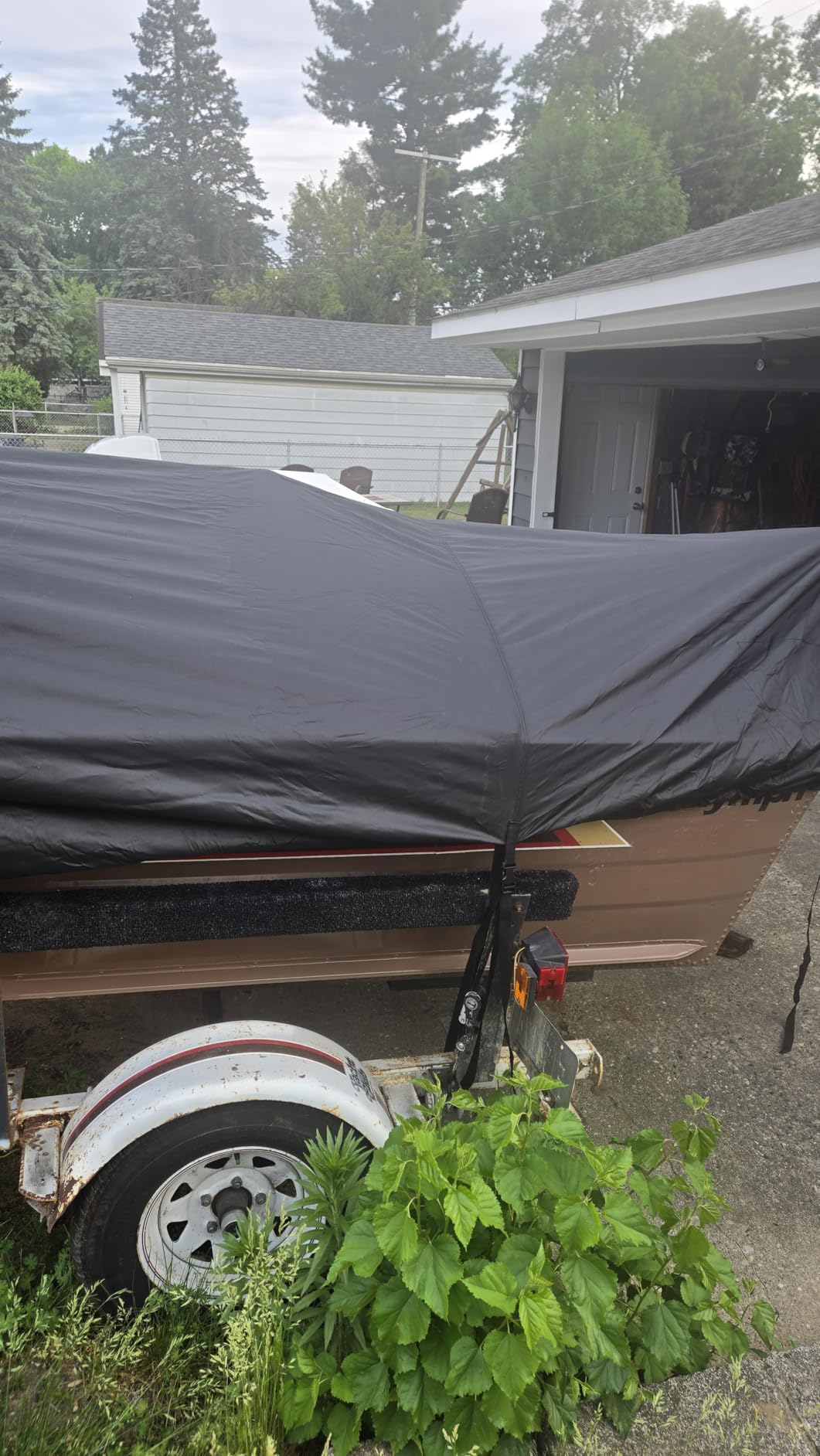 Mancro Boat Cover, 17-19ft Waterproof Trailerable Boat Cover, Heavy Duty UV Resistant Marine Grade Outboard Cover Compatible for Bass Boat, Fits Bayliner Tri-Hull V-Hull Fishing Runabout Boat, Black customer photo 2