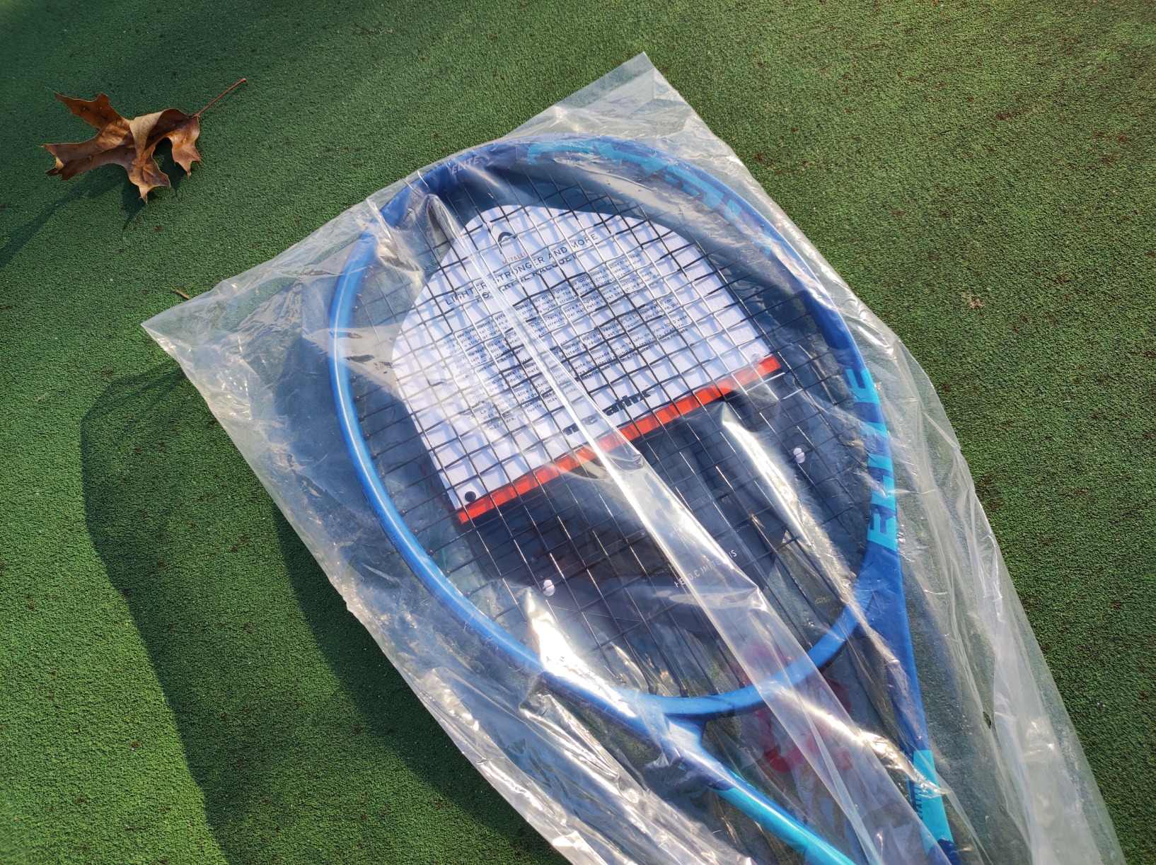 Head Metallix Attitude Elite Blue Tennis Racket - Pre-Strung Adult Tennis Racquet Lightweight - Midplus Headsize for Blend of Power and Control customer photo 2