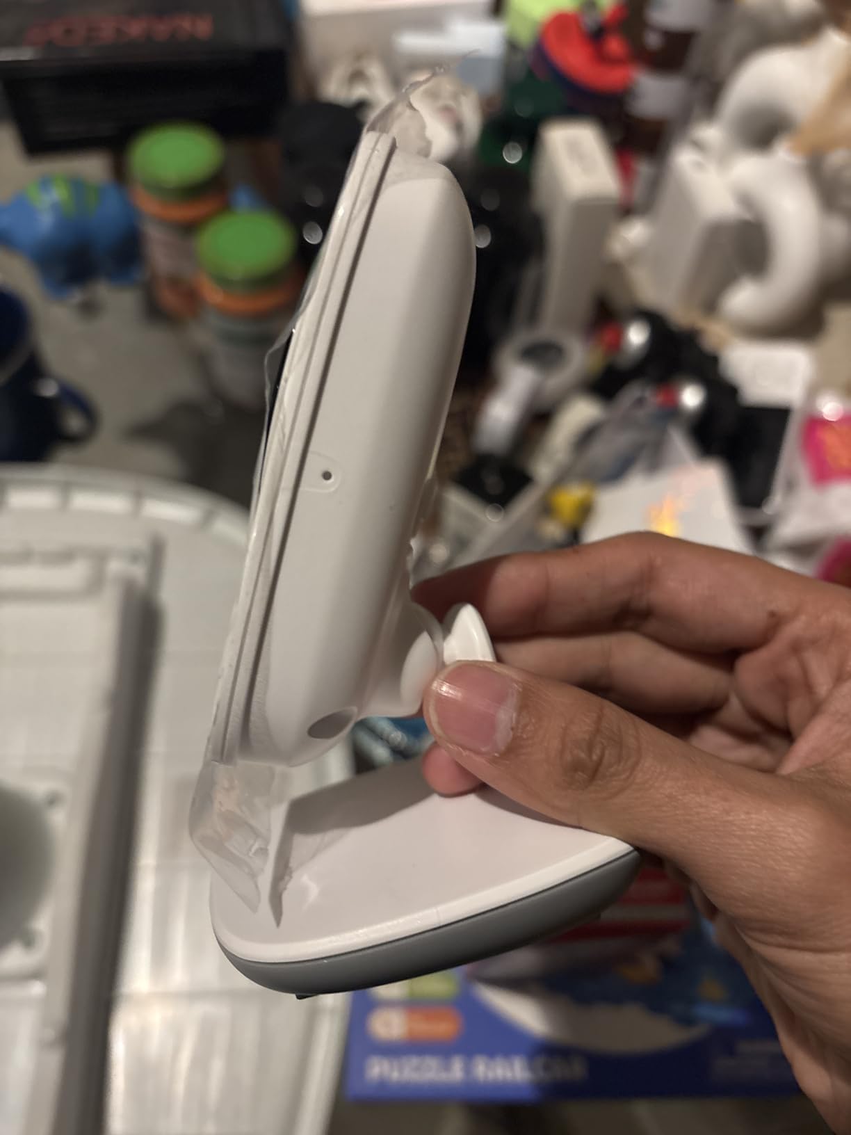 VTech Baby Monitor NoWiFi with 2 Cameras - 19-Hour Battery, Patrol Mode for Twins and Two Rooms, 1000ft Range, Auto Night Vision, Two-Way Talk, Temperature Sensor | VM819-2 customer photo 2