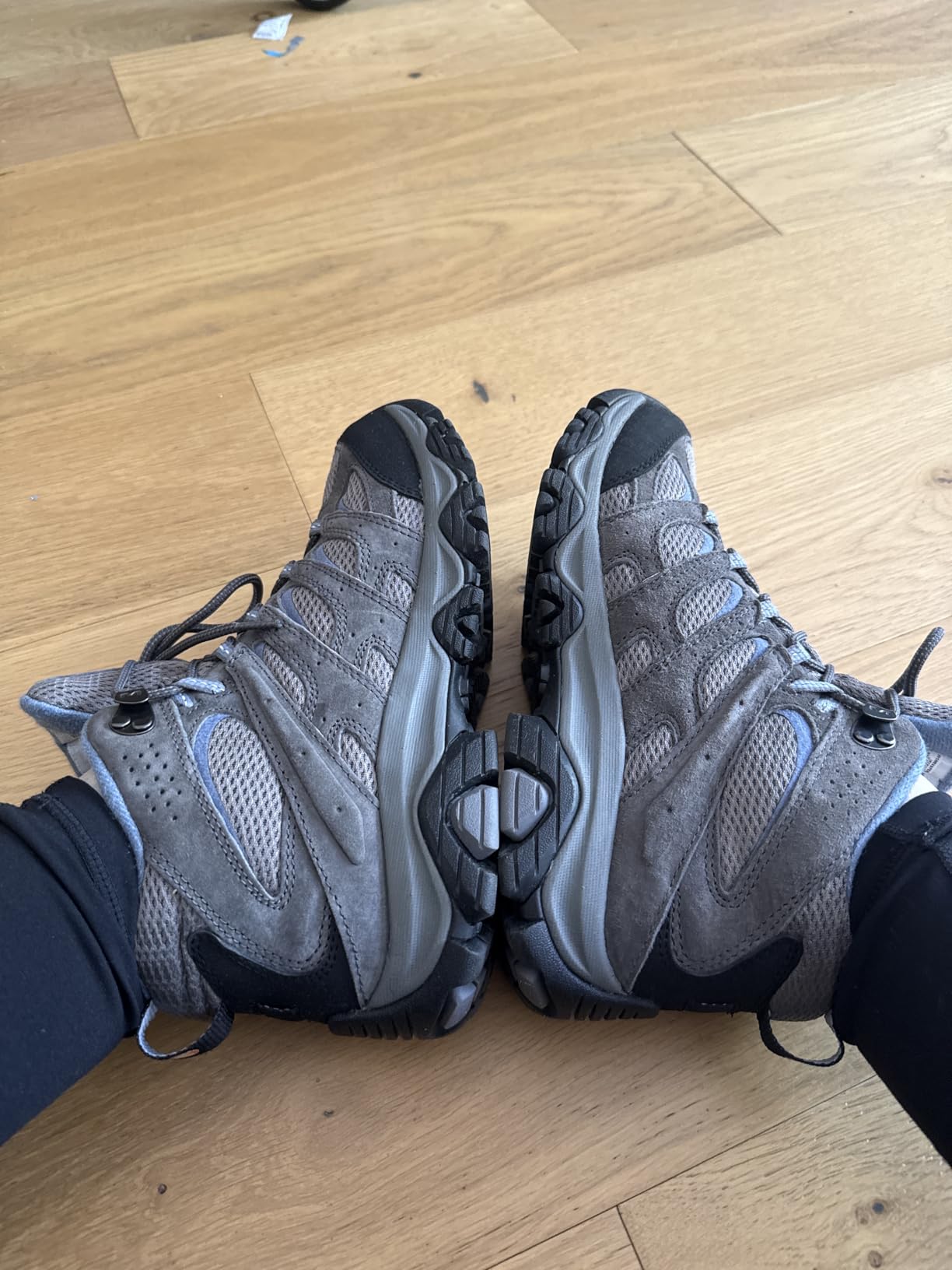Merrell Women's Moab 3 Mid Waterproof Hiking Boots customer photo 2