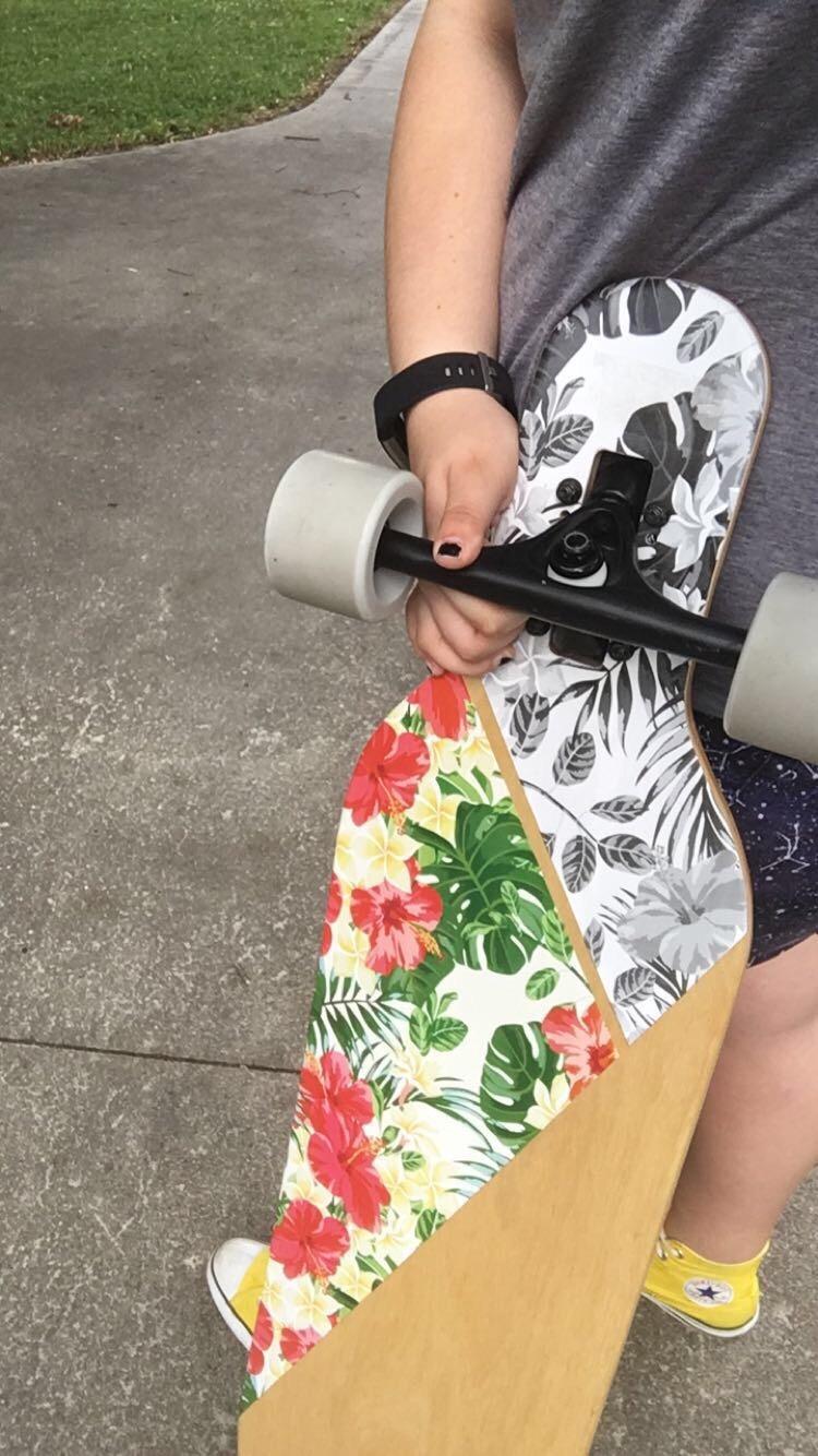 VOLADOR Urban Freeride Pro Longboard| Adaptive Cruiser 42inch| North America Maple| Camber Concave Drop Through Longboard Complete| Setup for Urban Commuting customer photo 2