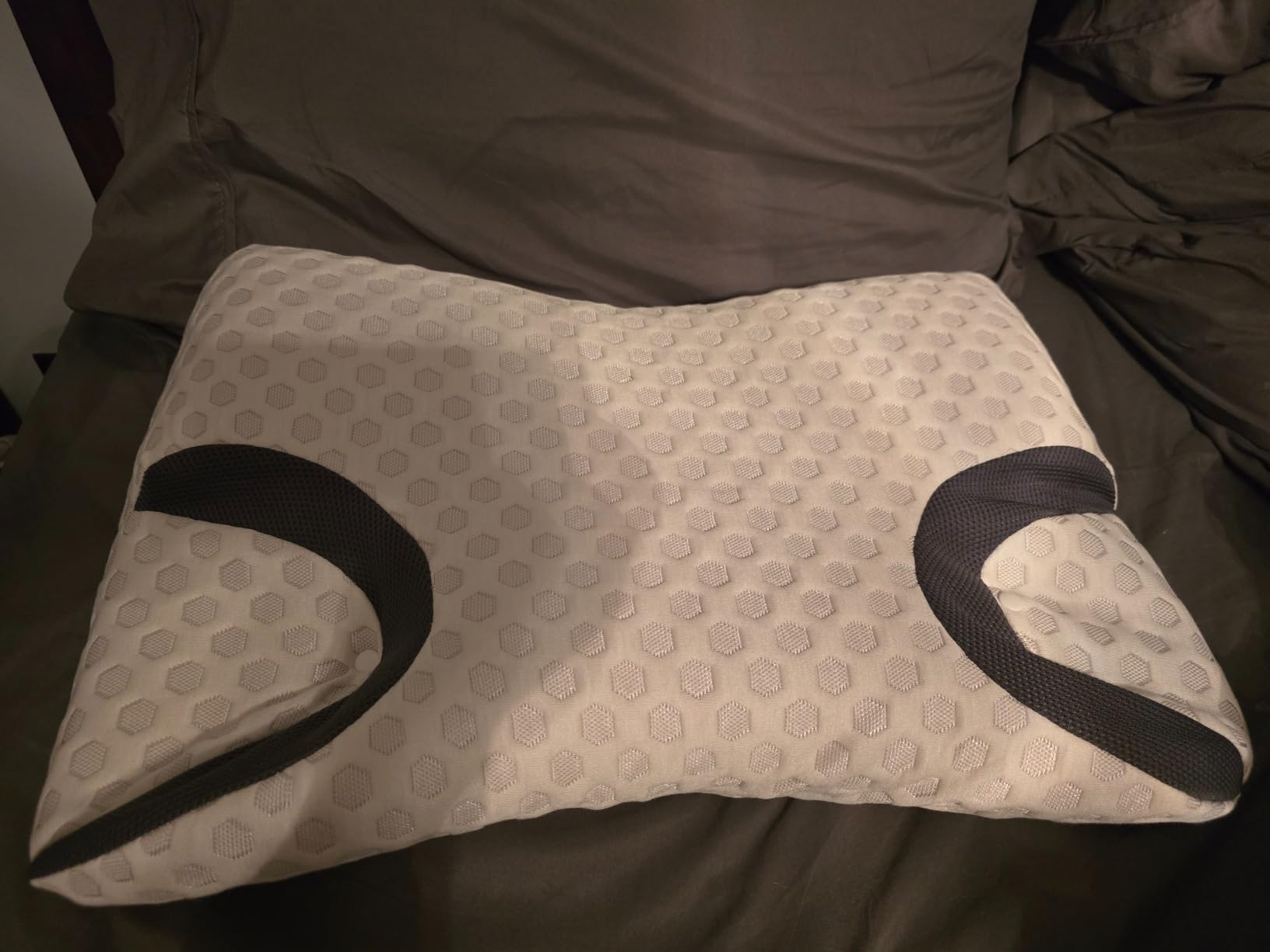 IKSTAR CPAP Pillow for Side Sleepers - Fits All CPAP Mask Types - Adjustable Memory Foam with Contoured Cutouts for Side, Back & Stomach Sleepers - Reduces Air Leaks & Mask Pressure a Better Sleep customer photo 2