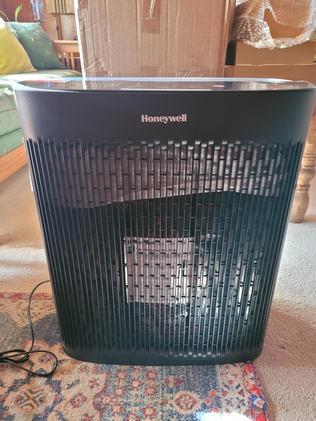 Honeywell HEPA Air Purifier for Home, Large Rooms Up To 1700 ft² in 1 hr, Air Quality Indicator, Auto Mode, Reduces Allergens, Dust, Pollen, Smoke, Pet Dander, Black, HPA5200 customer photo 2