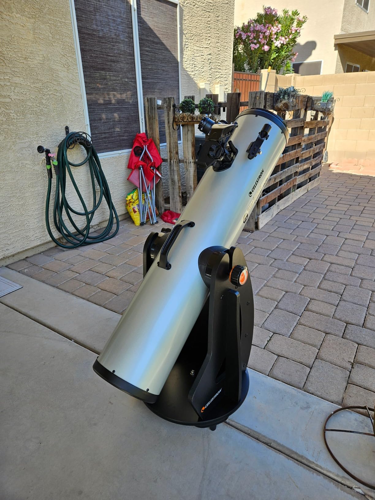 Celestron StarSense Explorer 10-inch App-Enabled Telescope - 254mm Dobsonian with Smartphone Dock & StarSense App - iPhone & Android Compatible - Easy-to-Use for Beginners customer photo 1