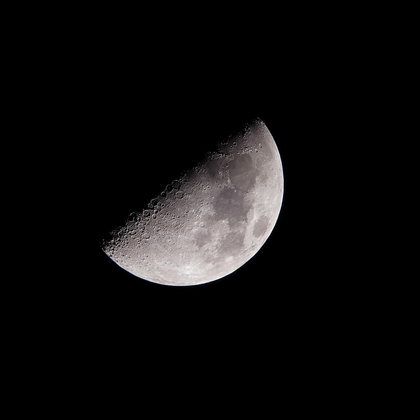 Celestron StarSense Explorer 10-inch App-Enabled Telescope - 254mm Dobsonian with Smartphone Dock & StarSense App - iPhone & Android Compatible - Easy-to-Use for Beginners customer photo 2