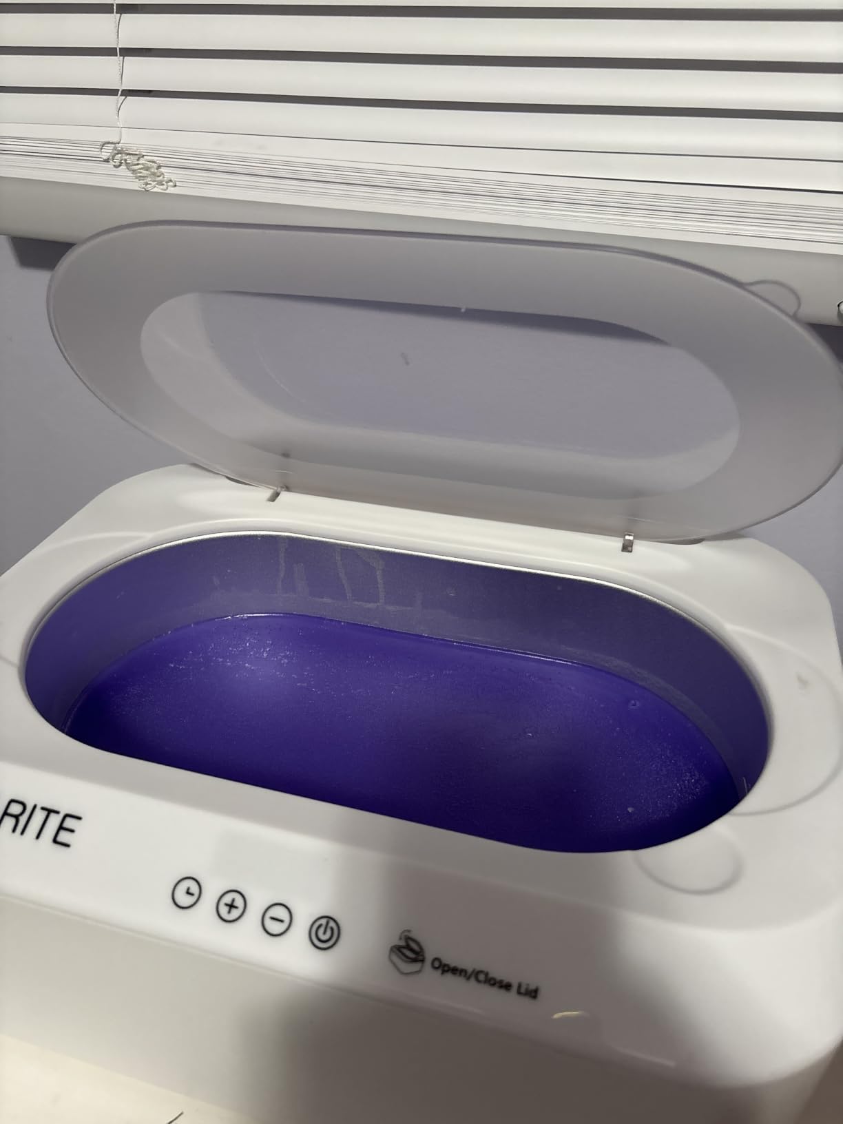 KARITE Paraffin Wax Machine for Hands and Feet with Auto Open Lid - 4500ml Paraffin Warmer with Precision Temperature Control and 8 Pack Refills customer photo 1