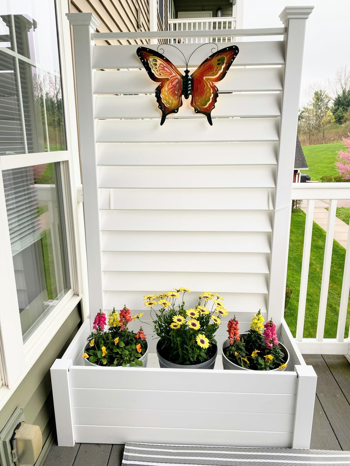 Enclo Florence Privacy Fence Screen with Planter Box, 44in H x 46in W Freestanding Outdoor Vinyl Privacy Panel for Patio & Air Conditioner, EC18006 customer photo 2