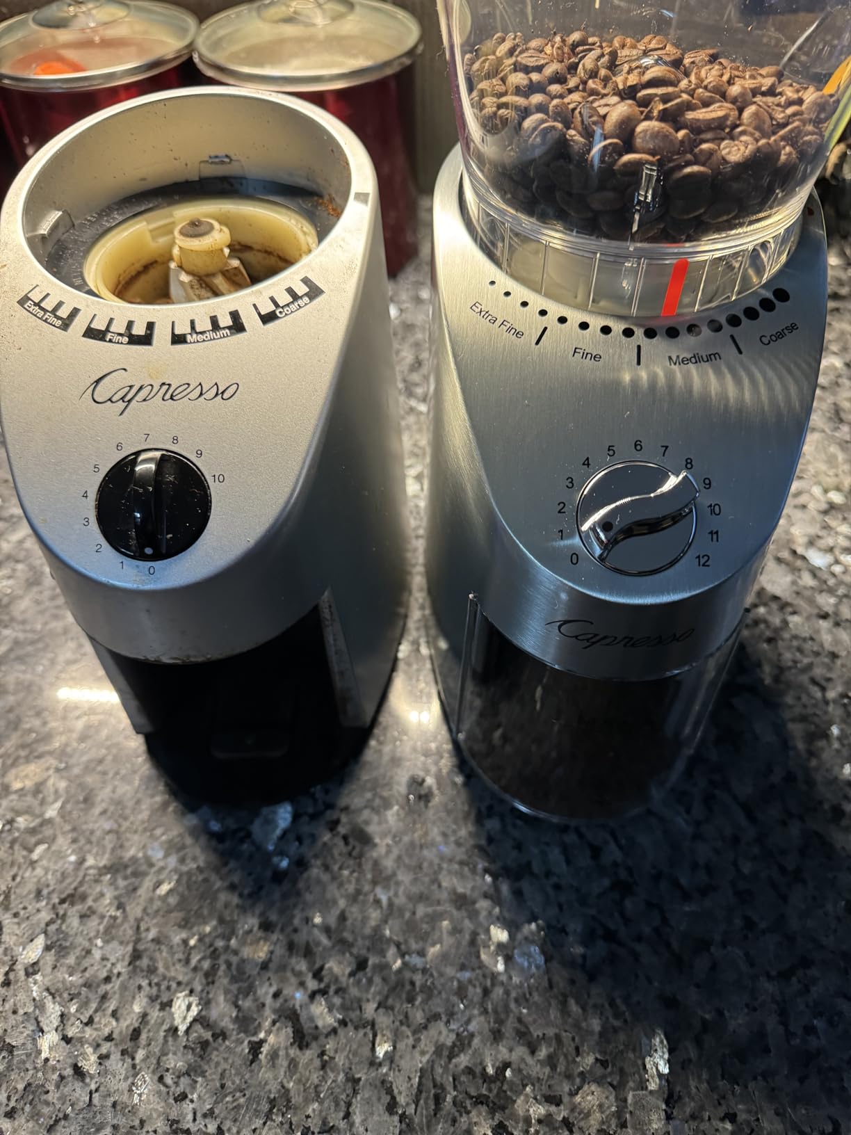 Capresso Infinity Plus Conical Burr Grinder, White customer photo 2