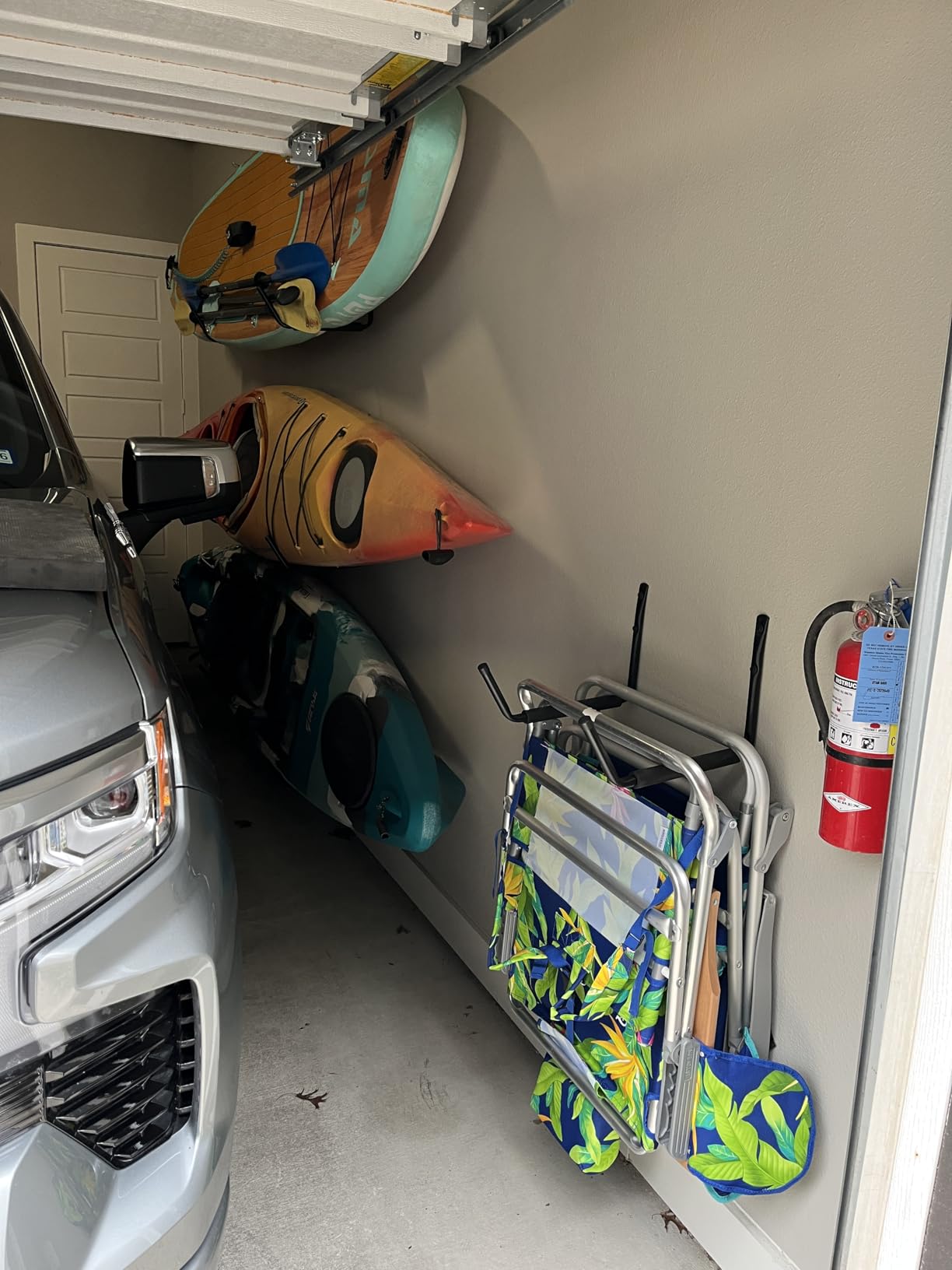 WALMANN Lightweight Kayak Storage Rack, Wall Mount Kayak Hooks for Garage Utility Storage Hangers for Canoe, Surfboard, Skiis, Snowboard, Paddle Board, Ladders customer photo 2