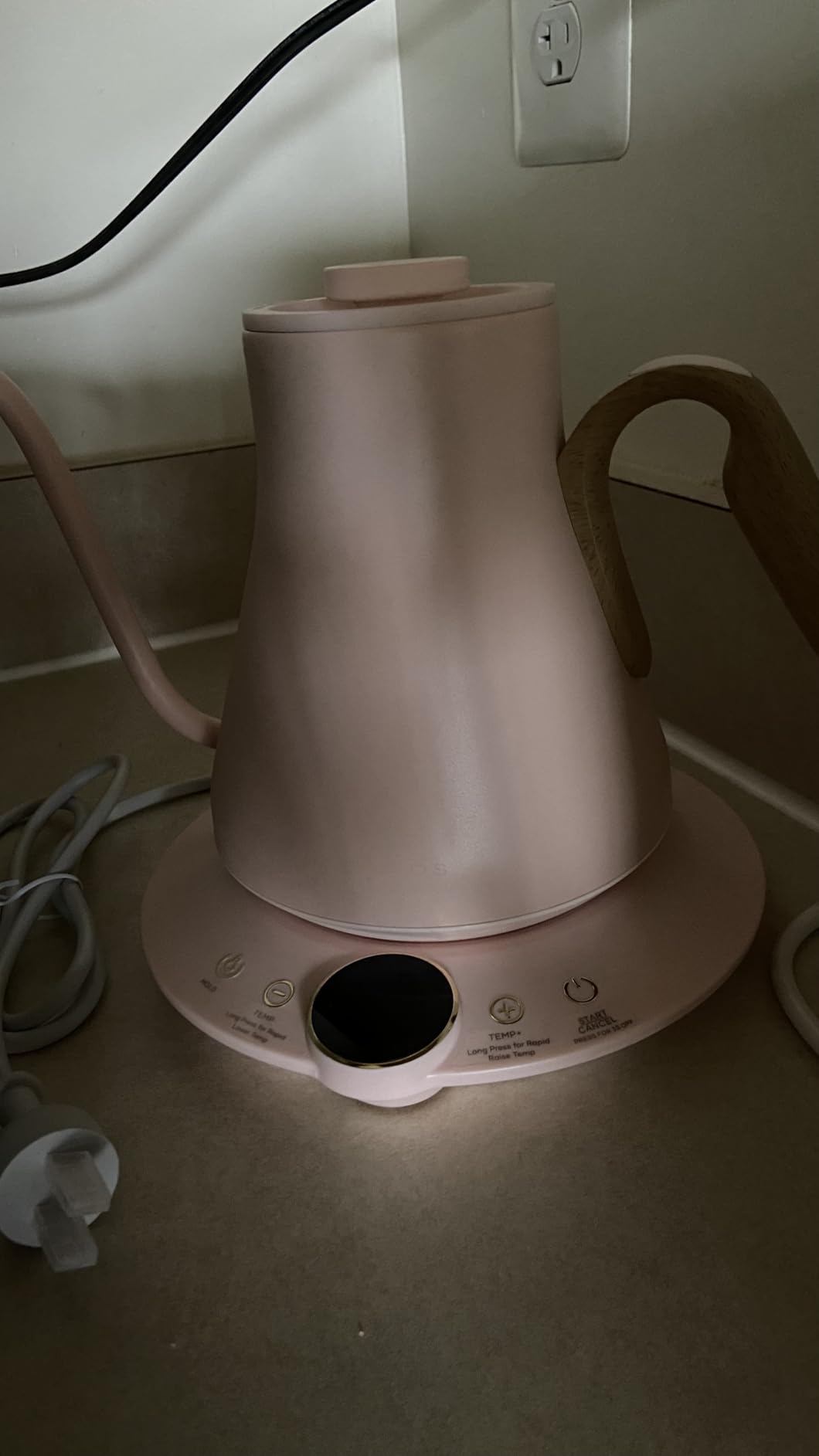 INTASTING Gooseneck Electric Kettle with +/-1F Temperature Control for Pour Over Coffee & Tea, Quick Heating, BPA-Free Stainless Steel, Built-in Brew Timer, 1500W/0.9L (Ebony Black) customer photo 2