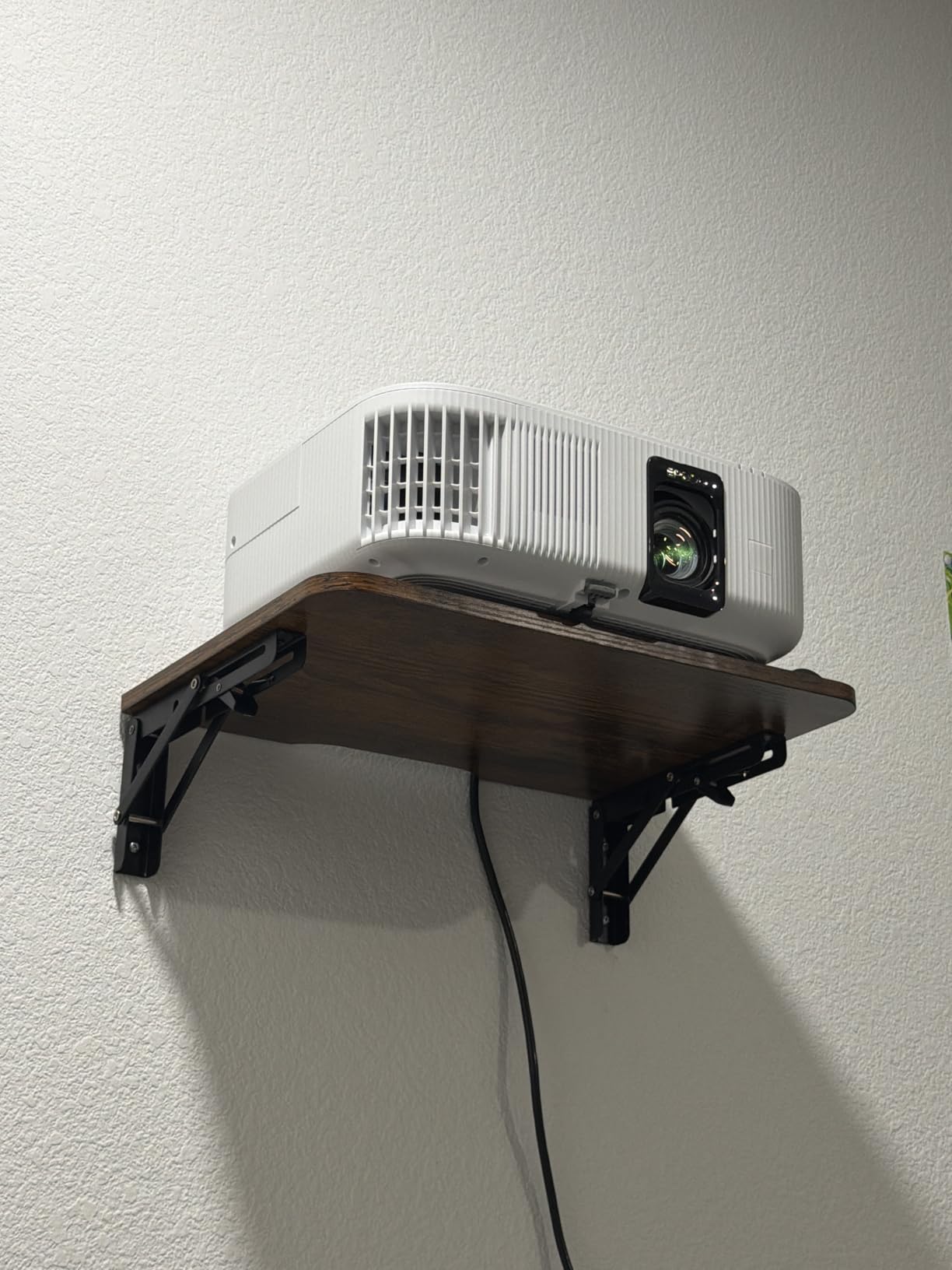 Epson Home Cinema 2350 4K PRO-UHD Smart Streaming Projector with Android TV customer photo 1