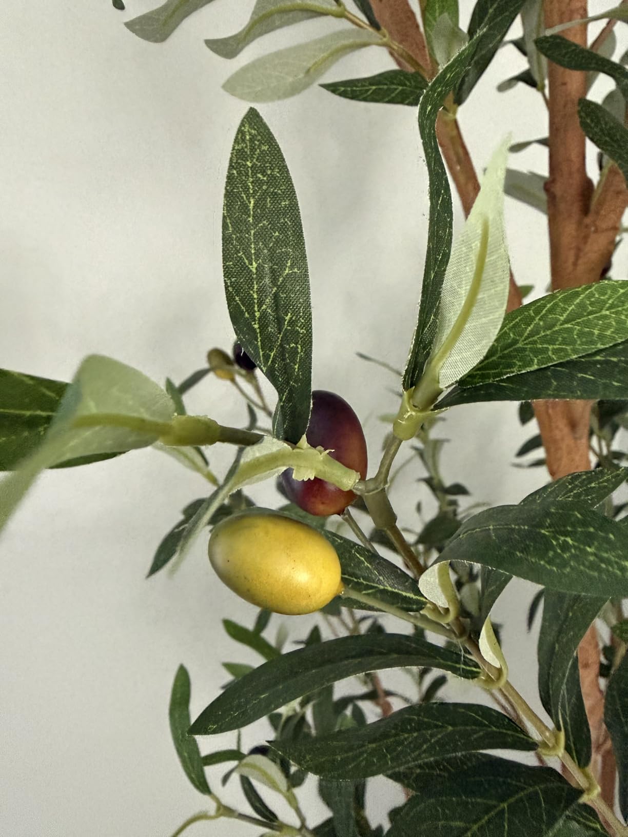 Kazeila Artificial Olive Tree 6FT Tall Faux Silk Plant for Home Office Decor Indoor Fake Potted Tree with Wood Branches and Fruits customer photo 1