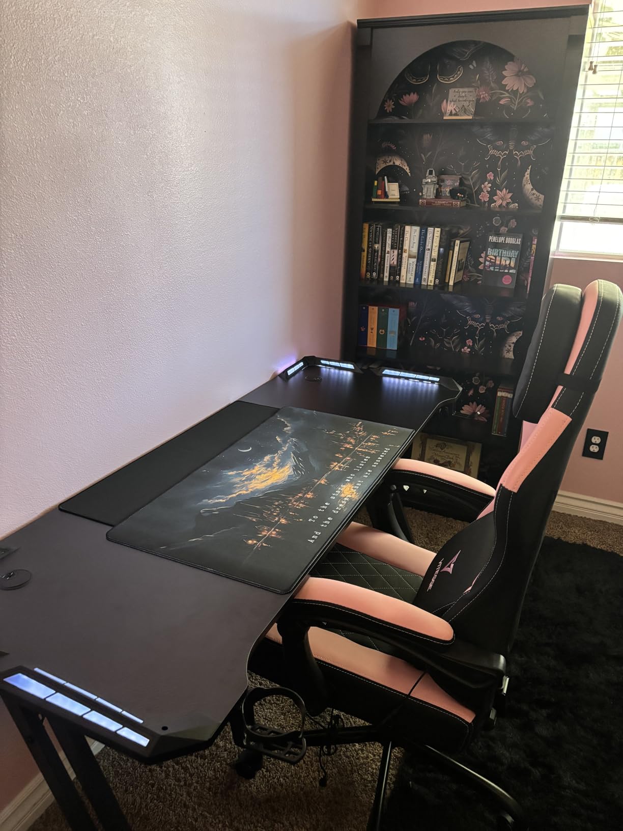 HLDIRECT 63 Inch Gaming Desk with LED Lights, Large RGB Computer Gaming Desk Table with Cup Holder Headphone Hook Mouse Pad, Ergonomic Modern Carbon Fiber Mesa Gamer Pc Work Home Office Desks, Black customer photo 2