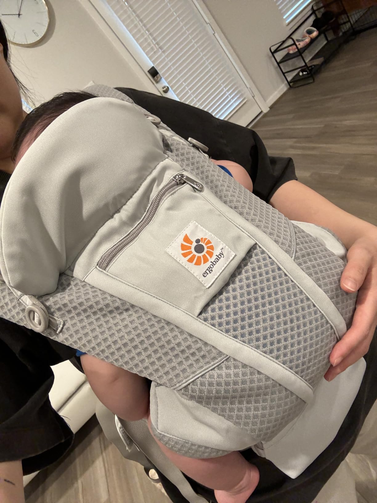 Ergobaby All Carry Positions Breathable Mesh Baby Carrier Newborn to Toddler with Enhanced Lumbar Support & Airflow (7-45 Lb), Omni Breeze, Onyx Blooms customer photo 2