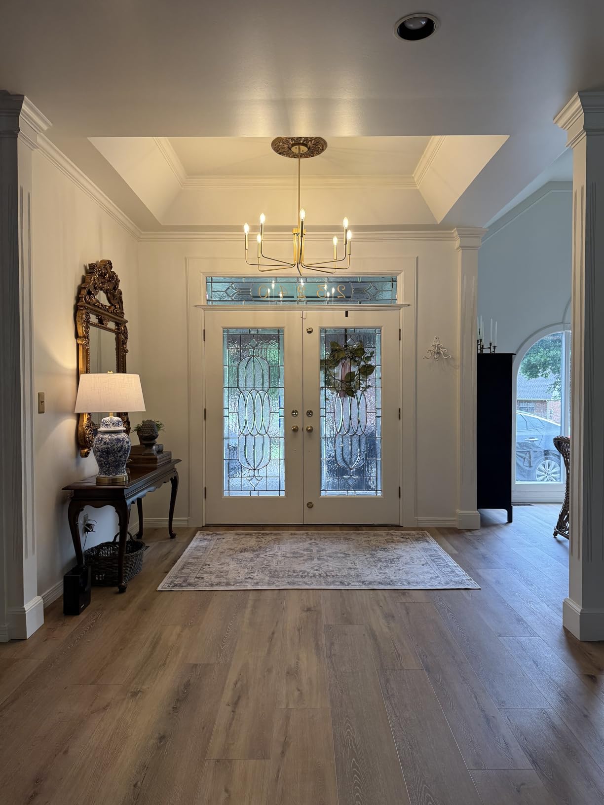 Black Chandelier, 6-Light Farmhouse Chandelier for Dining Room Lighting Fixtures Hanging, Industrial Modern Chandelier for Bedroom, Foyer, Hall, Kitchen, Living Room, Entryway (No Assembly Required) customer photo 2