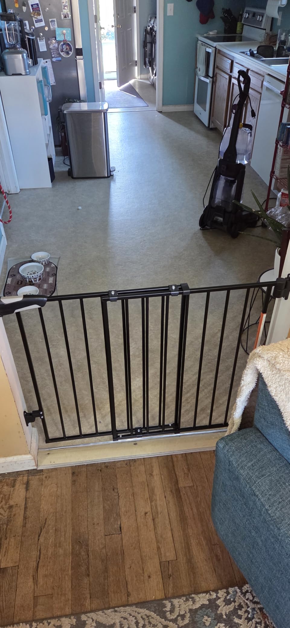 Babelio Baby Gate for Stairs, Kitchen & Doorways, No Bottom Bar| One-Handed Operation| Auto-Close| Hardware Mount (Drill Needed) Safety Dog/Pet Gate (Black - B17, 26-43