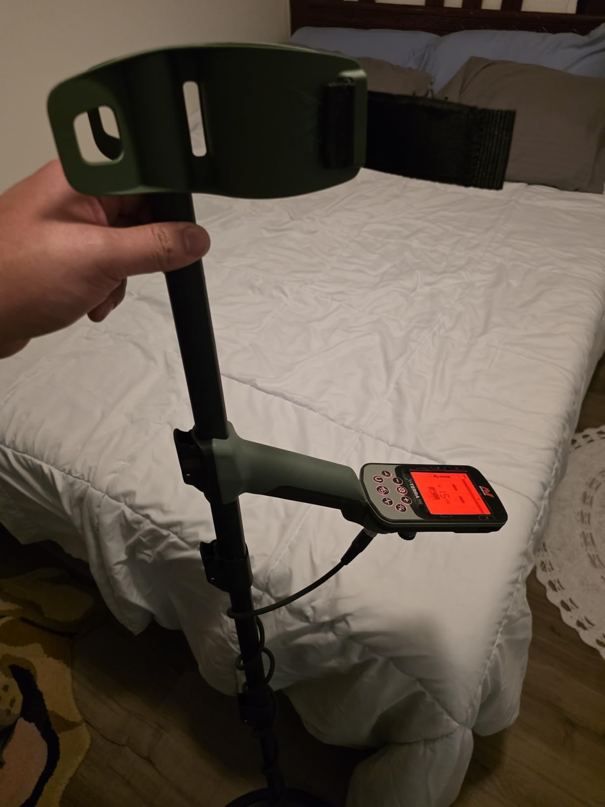 Minelab X-Terra PRO All-Terrain Professional Fully Waterproof Metal Detector for Adults with Pro-Switch Technology customer photo 1