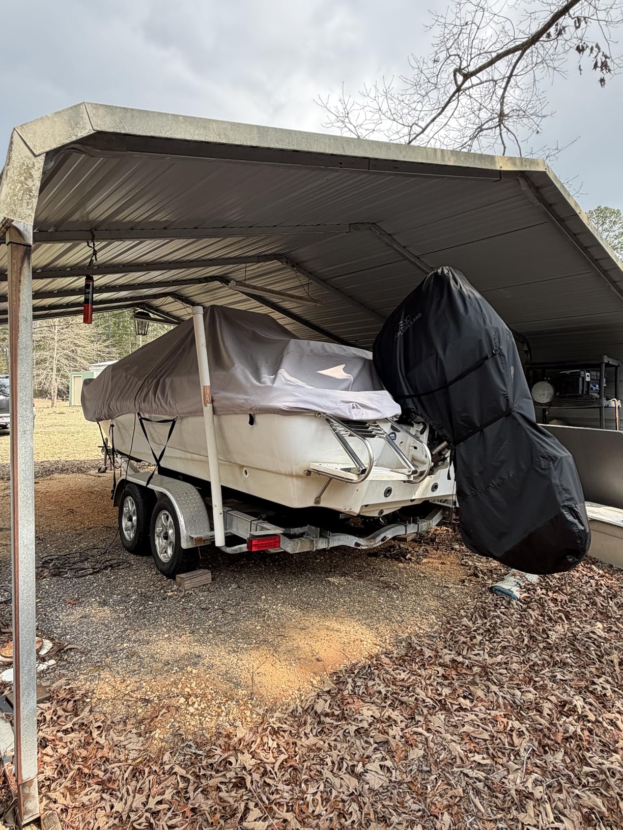 Solim Center Console Boat Cover, 17'-19' Waterproof 1300D PU Heavy Duty Trailerable Boat Cover for Center Console Boat, Marine Grade Oxford UV Resistant Polyester Canvas with 18 Tie Down Straps, Gray customer photo 1