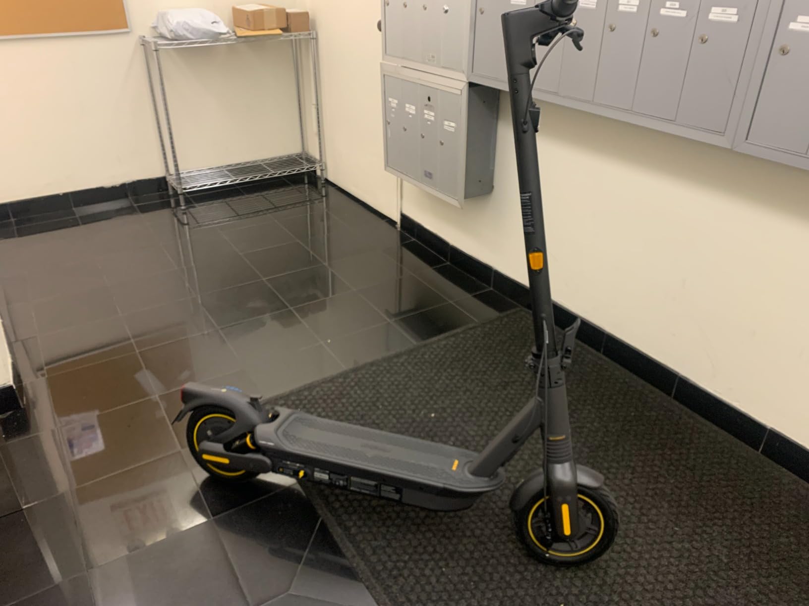 Ninebot MAX Series Electric Scooter (G2), Up to 22 MPH, Long Range, Dual Suspension & Braking System, Fast Charging, Scooter for Adults, UL-2272 2271 Certified customer photo 2