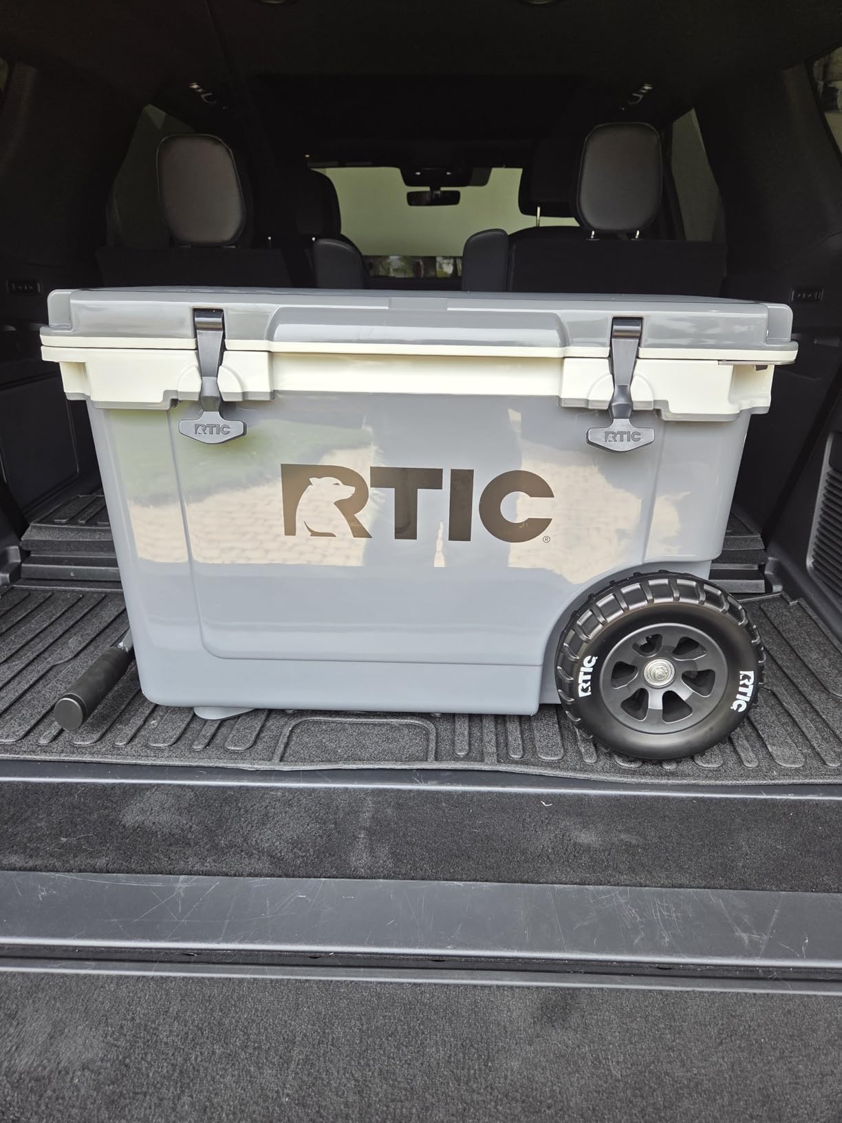 RTIC 52 Quart Ultra-Light Wheeled Hard Cooler Insulated Portable Ice Chest Box customer photo 1
