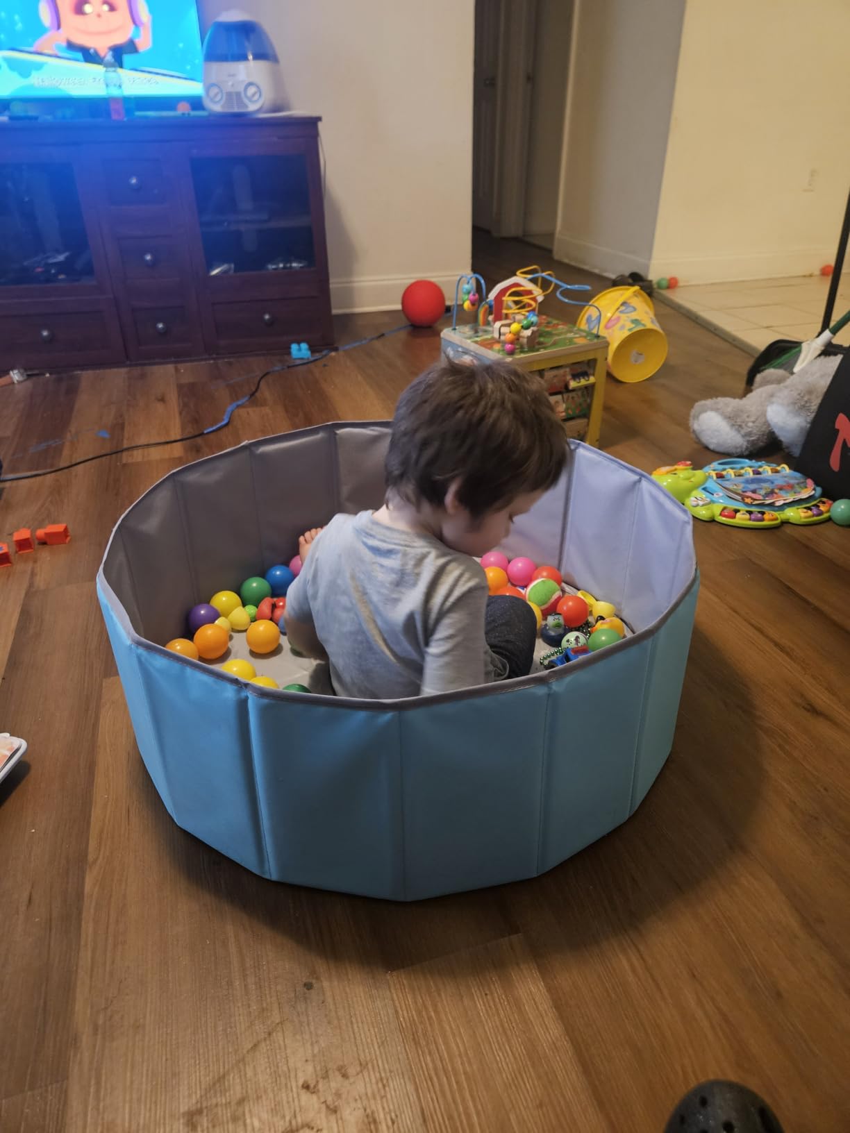 Hikiddy Large Ball Pit for Toddlers - 44in Baby Ball Pool with Playmat, Hold Over 1000 Balls, Foldable Play Pit for Kids Dogs Indoor and Outdoor Games, Party Toys Gifts, Balls Not Include (Blue) customer photo 2