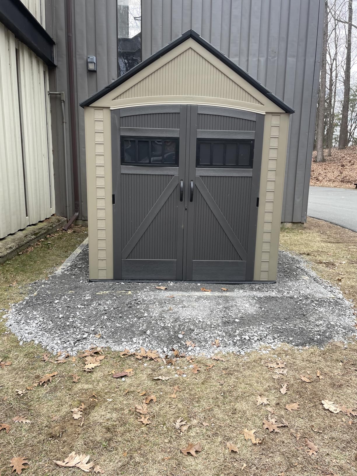 Rubbermaid Large Resin Outdoor Storage Shed With Floor (7 x 7 Ft.), Weather Resistant, Brown customer photo 2