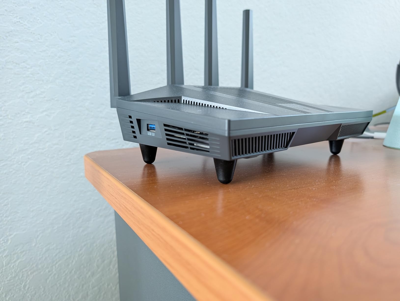 GL.iNet GL-MT6000 (Flint 2) WiFi 6 High Speed Gaming Router, 2 x 2.5G Ethernet Ports, Long Range VPN WiFi Router, Home & Business customer photo 1
