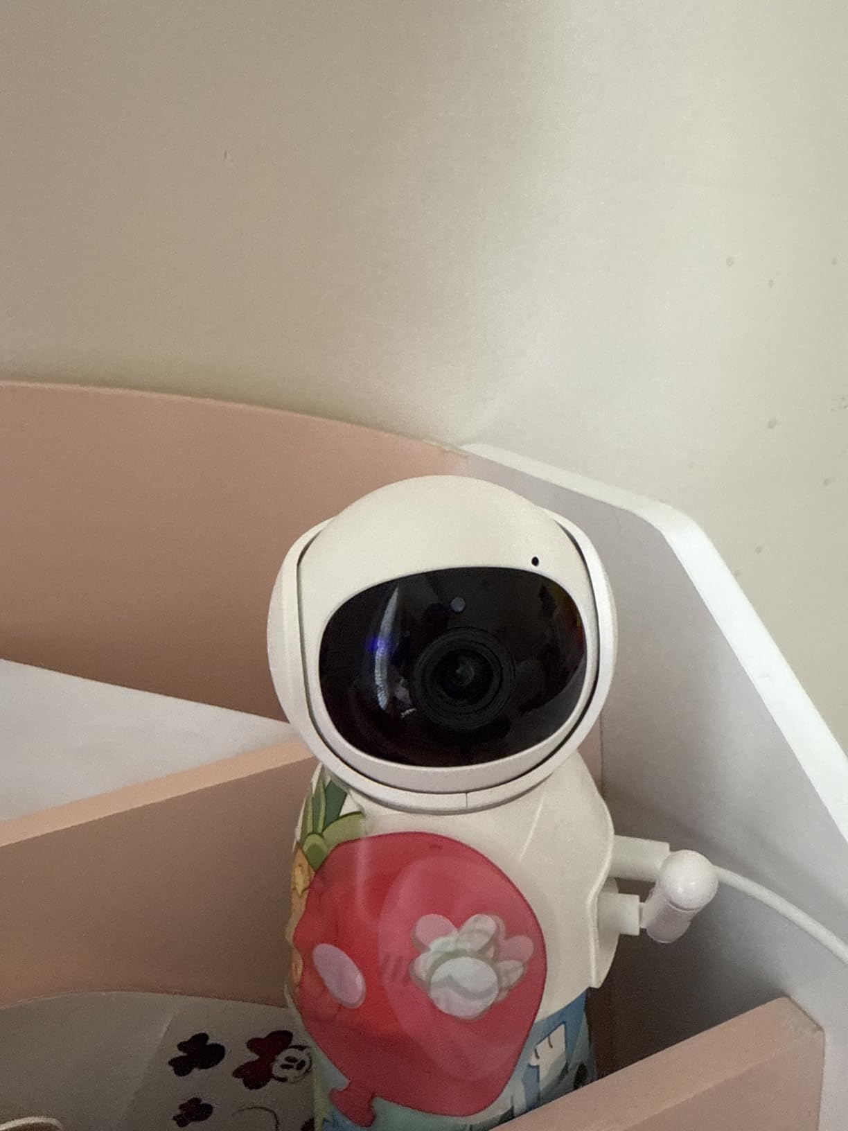 iFamily Split Screen Baby Monitor, Large Display Video Baby Monitor with 2 Cameras and Audio, Long Range, Remote pan tilt, Night Vision, Temperature Sensor, 2 Way Talk, Feeding Clock and lullabies customer photo 2