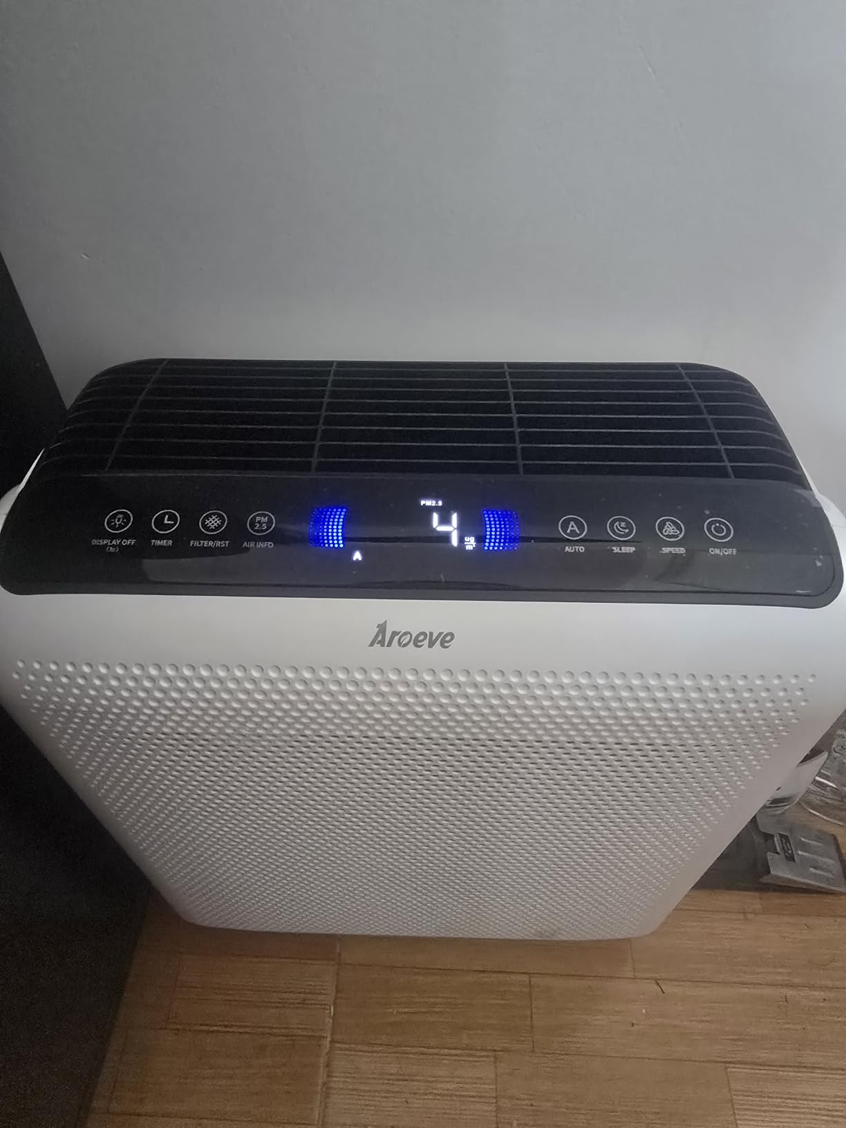 AROEVE Air Purifiers for Bedroom Home Large Room Up to 1504 Ft², 5 Layer Filter, Air Quality Monitor, Sleep Mode, MK07 White customer photo 1
