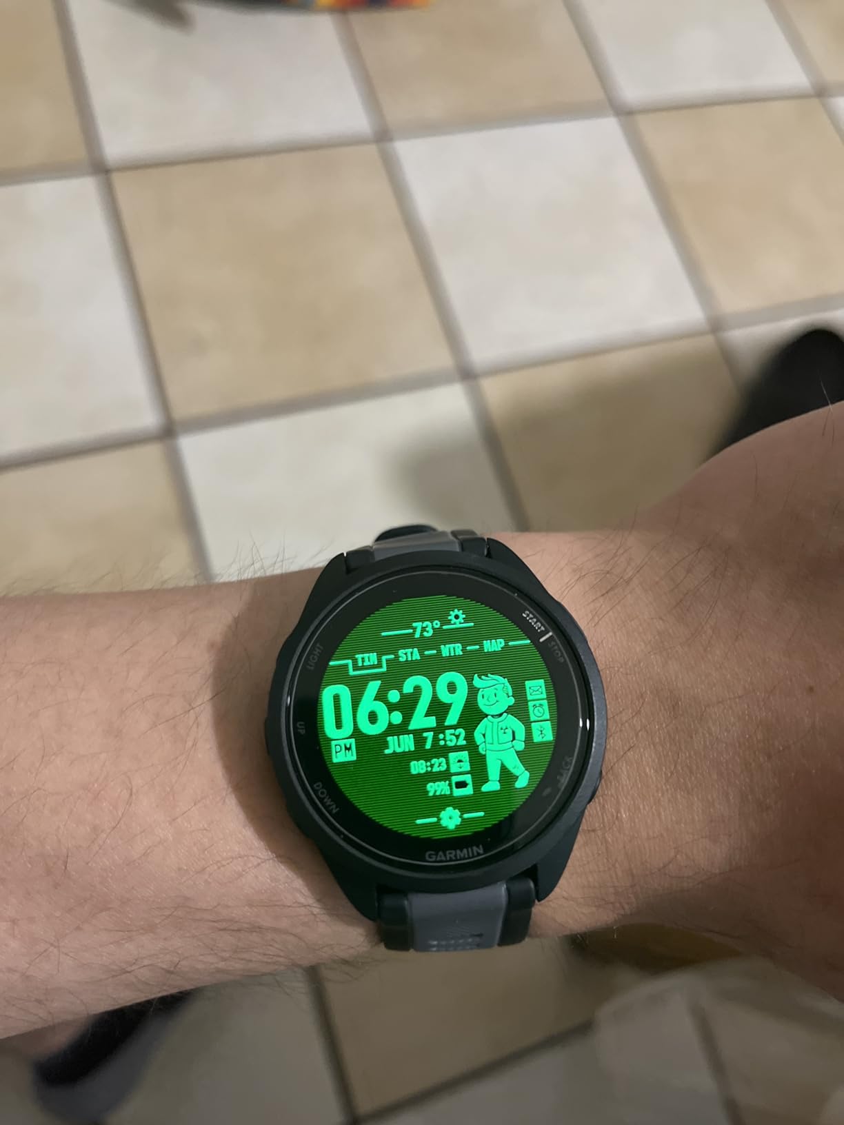 Garmin Forerunner 165, Running Smartwatch, Colorful AMOLED Display, Training Metrics and Recovery Insights, Black customer photo 2