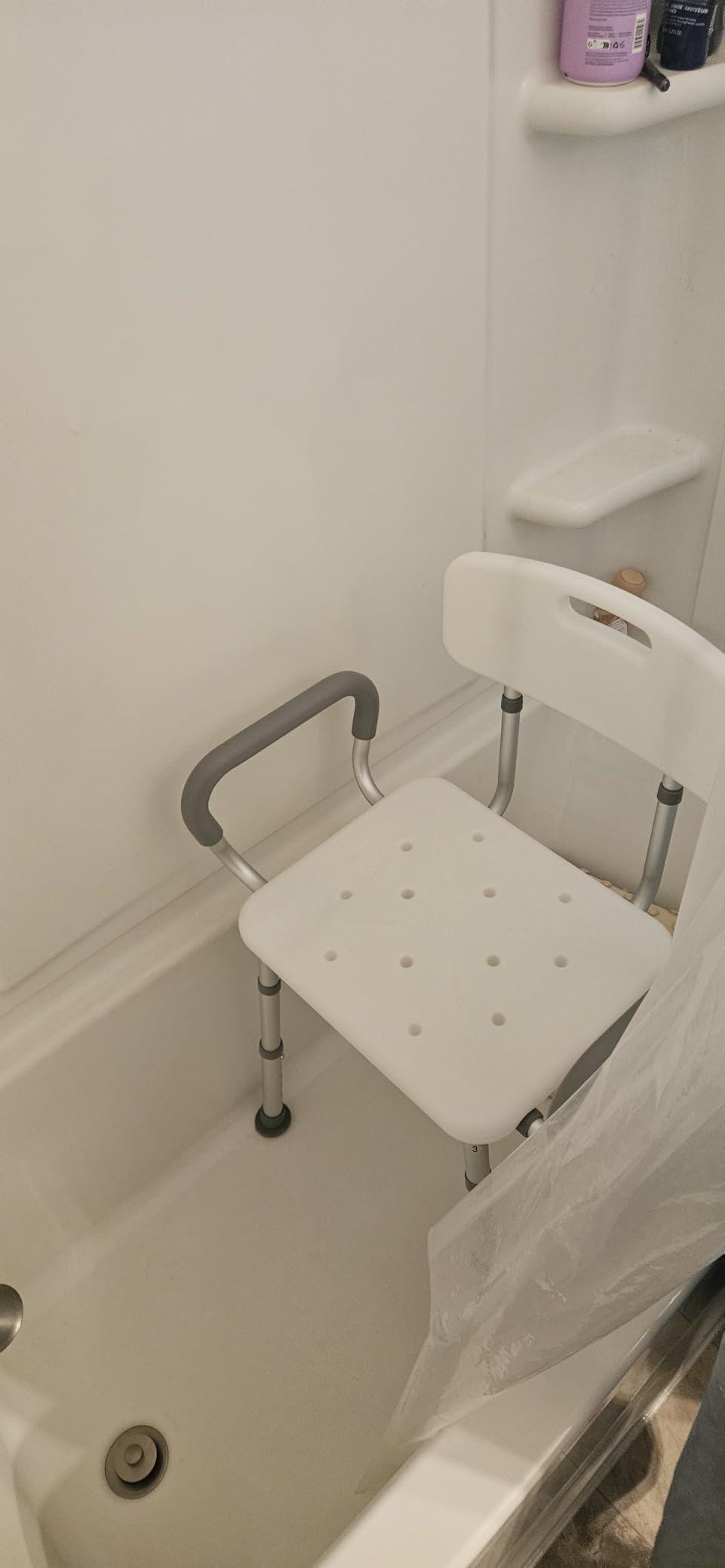 HOMLAND Shower Chair for Inside Shower with Arms and Back, 500 lbs Heavy Duty Shower Seat for Bathtub, Height Adjustable Safety Bath Seat for Elderly, Adults, Handicap and Disabled, White customer photo 1
