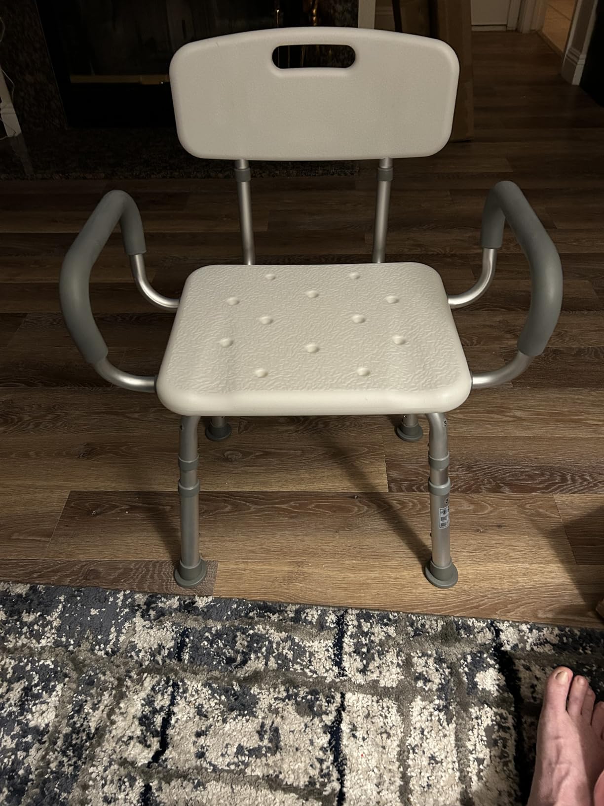 HOMLAND Shower Chair for Inside Shower with Arms and Back, 500 lbs Heavy Duty Shower Seat for Bathtub, Height Adjustable Safety Bath Seat for Elderly, Adults, Handicap and Disabled, White customer photo 2