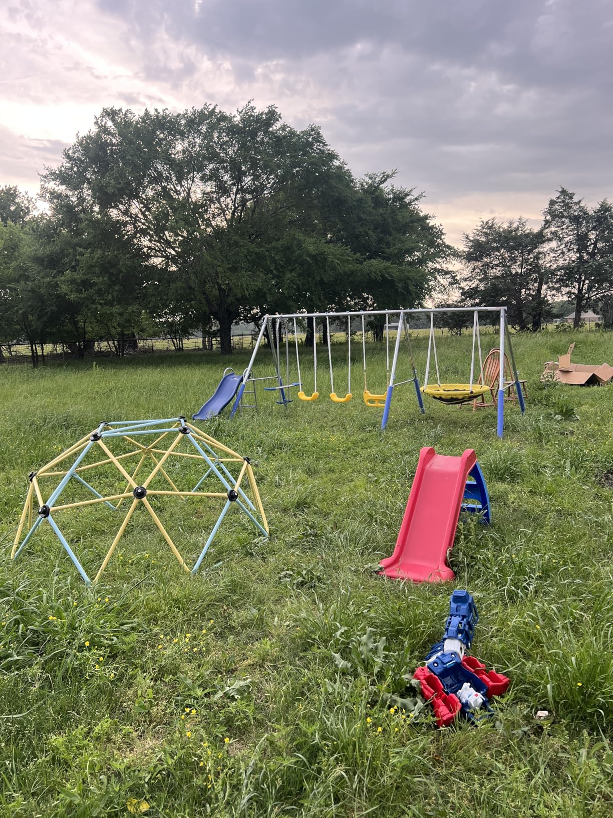 Sportspower 800lbs Swing & Play Metal Swing Set for Backyard & Outdoors, 2 Swings & Standing Swing, 2-Person Glider, 2-Person Saucer, 5ft Slide, Bonus Anchors, 6-YR WRTY customer photo 1