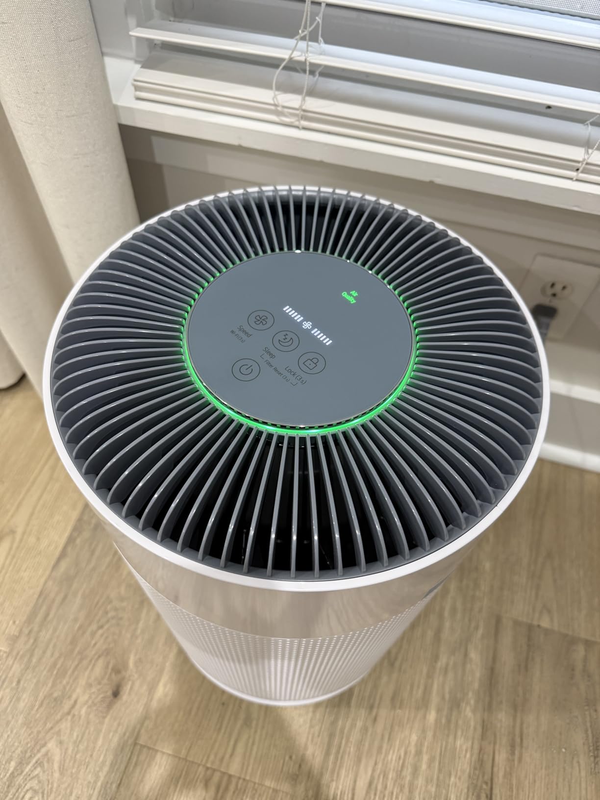 LG PuriCare 360 Air Purifiers for Home, Large and Small Room, Up to 2,059 ft², NanoFiber True HEPA Filter, 360 Degrees Filtration, WiFi, Air Quality Monitor customer photo 2