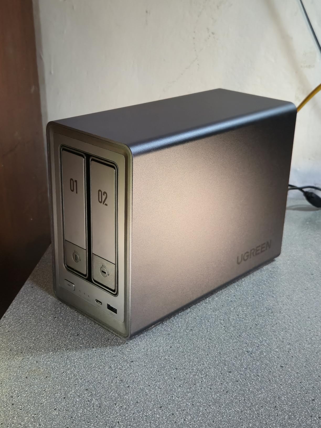 UGREEN NAS DXP2800 2-Bay Desktop Network Attached Storage, Intel N100 Quad-Core CPU, 8GB DDR5 RAM, 2.5GbE, 2X M.2 NVMe Slots, 4K HDMI, Ideal for Content Creators and Enthusiasts (Diskless) customer photo 2
