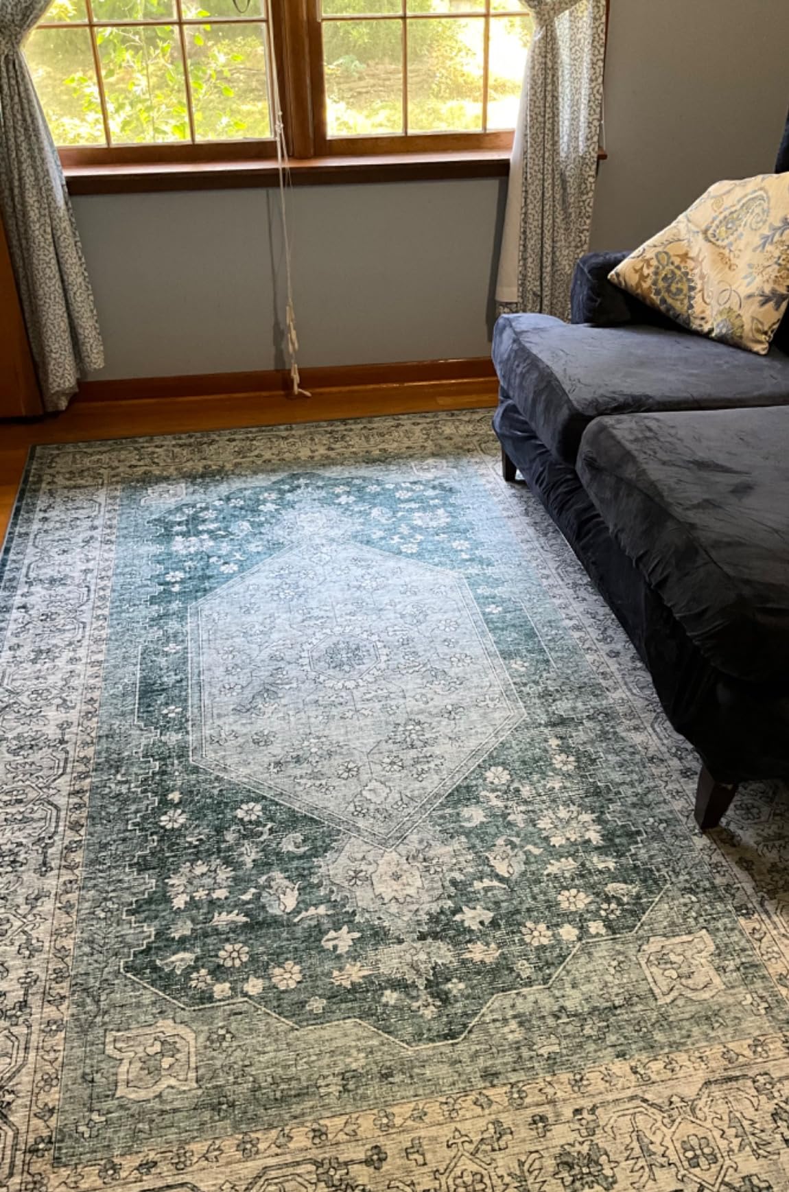 Nuloom Splashguard Prairie Green/Ivory, 5' x 8', Vintage, Soft and Cozy, High Traffic, Stain Resistant, Easy Clean, Durable, Machine Washable Area Rug for Bedroom, Living Room, Dining, Den, Foyer customer photo 1