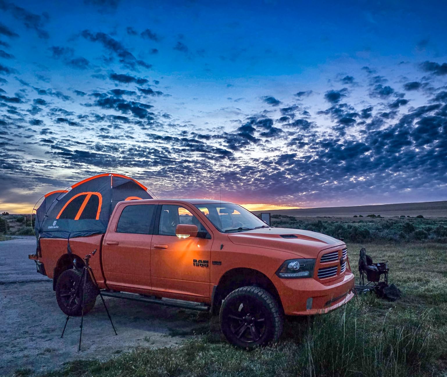 Umbrauto Truck Bed Tent with Awning: 5.5-5.8FT PU3000mm Waterproof Tailgate Pickup Truck Tents, Easy Set-up for 2 Person, Fits Full Size Short Bed, Chevy, Dodge, Ford, GMC, Green customer photo 1