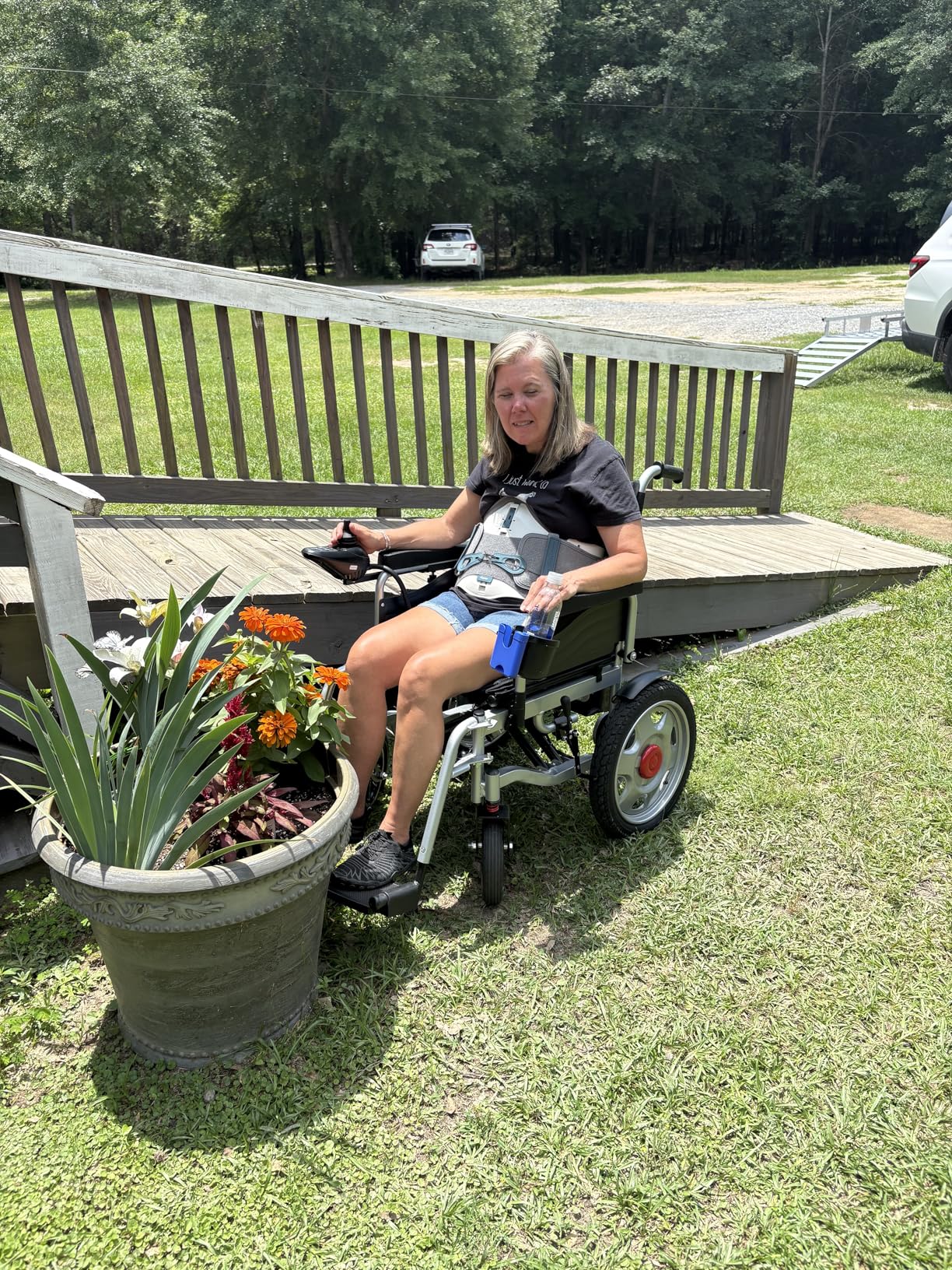 Electric Wheelchairs for Adults, 25+ Miles Long Travel Range, Foldable Motorized Wheelchair, Portable All-Terrain Motorized Wheelchair for The Elderly customer photo 1