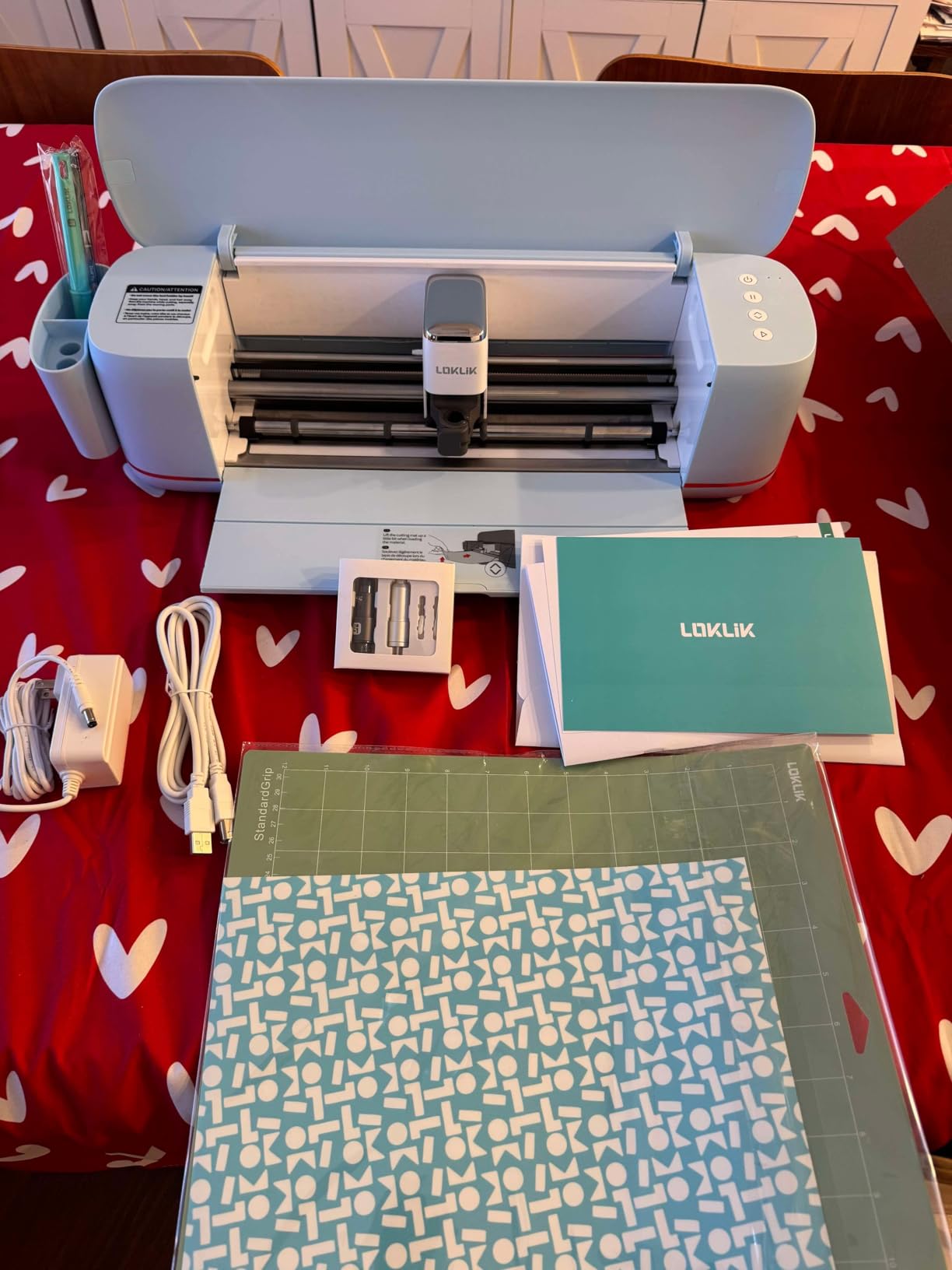 LOKLiK Cutting Machine 2 by HTVRONT - 5 in 1 Vinyl Cutter Machine with 5X Cutting Force, Cuts 100+ Materials, AI Painting, 13'' Smart Die Cutting Machine for All Crafts Cards 3D Arts Home Decor customer photo 1
