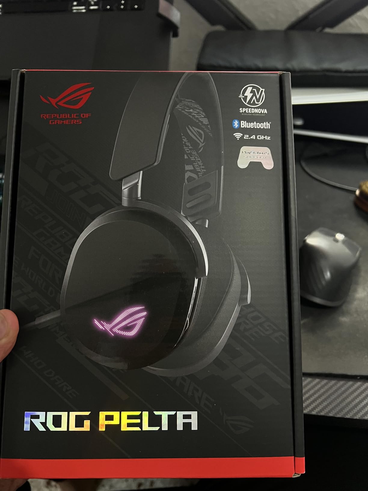 ASUS ROG Pelta Wireless Gaming Headset with Detachable Mic - Tri-Mode (BT, 2.4GHz, USB-C) 50mm Titanium-Plated Drivers, 70Hr Battery, Ergonomic, Lightweight, for PC, PS5, PS4, Switch, Mobile - Black customer photo 1