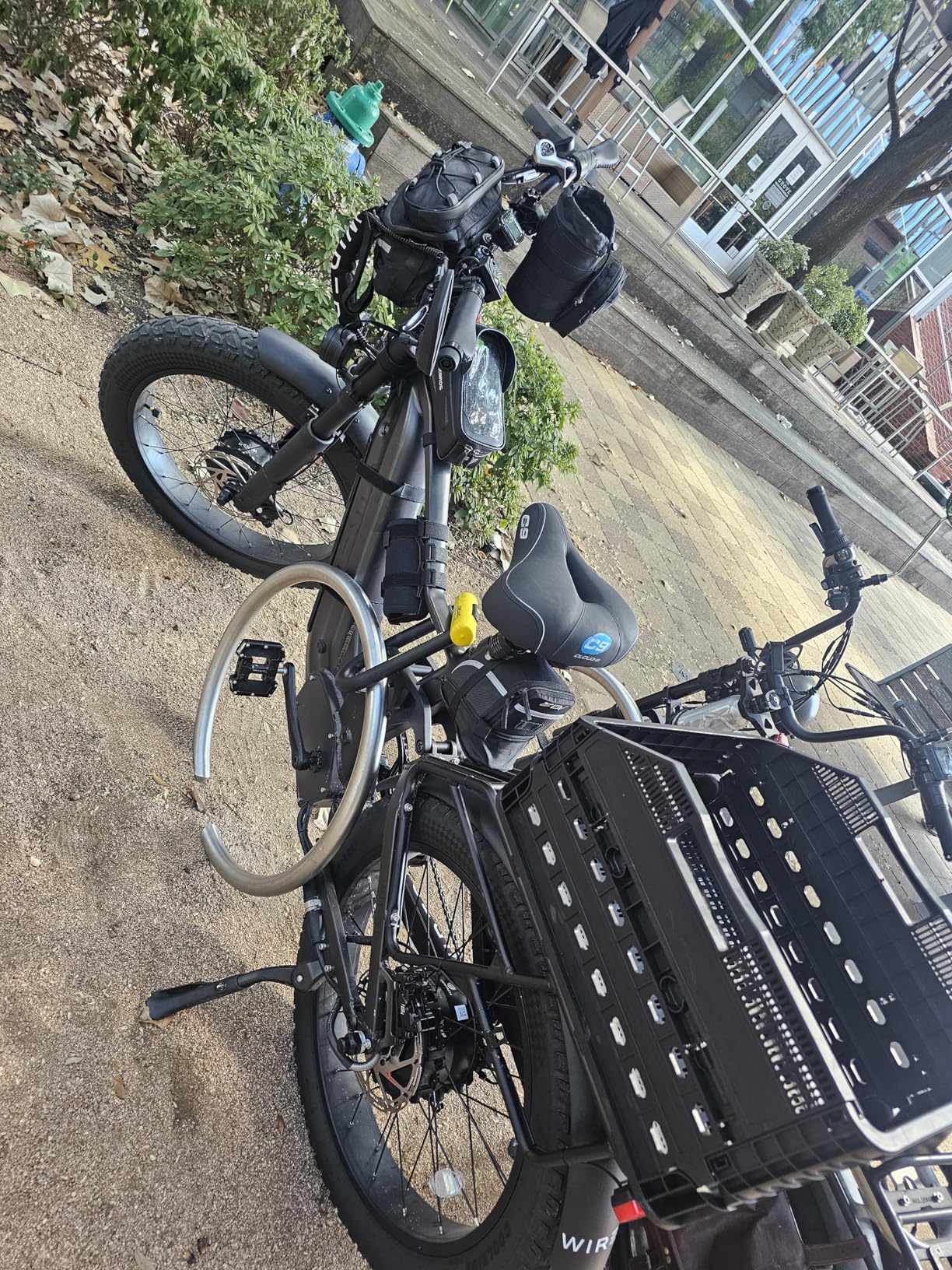 Kryptonite New York Diamond Bike U-Lock, Angle Grinder Resistant Heavy Duty Anti-Theft, Sold Secure Diamond 26mm Shackle with Mounting Bracket and Keys, Ultimate Security for Bicycles E-Bikes Scooters customer photo 2