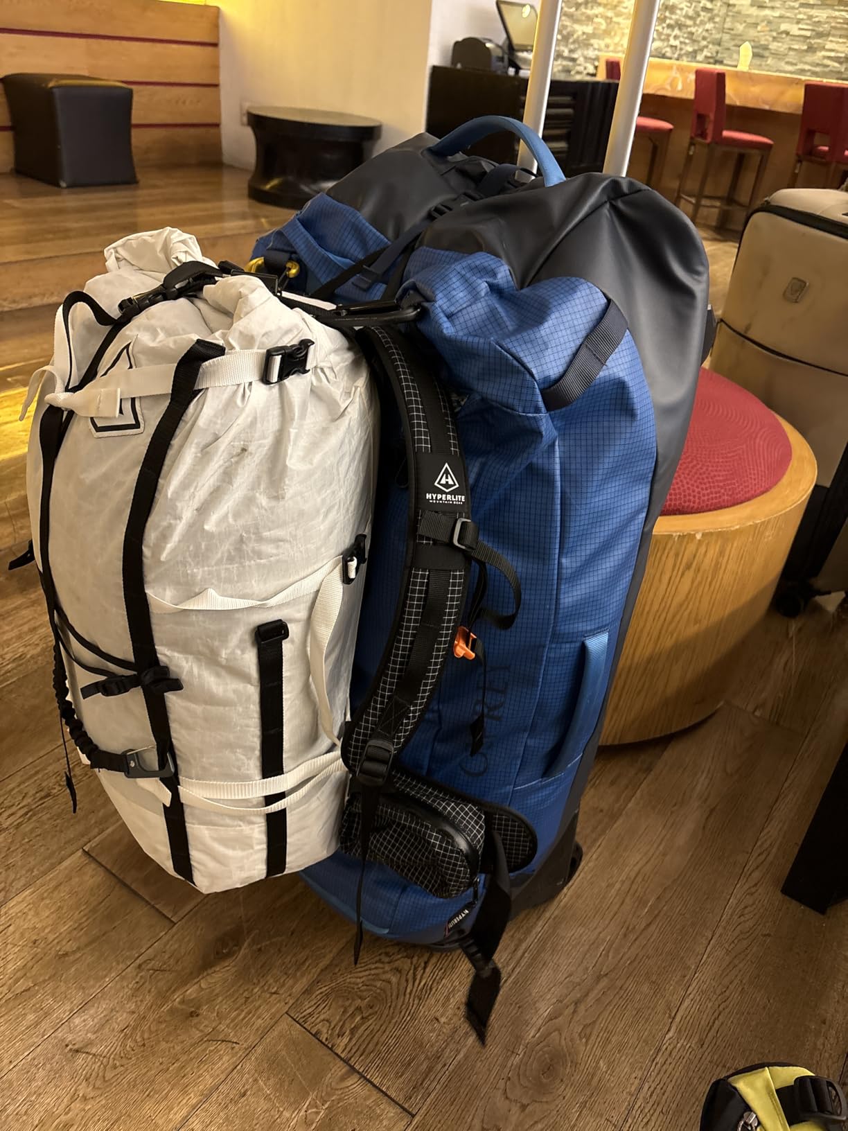 Transporter 120L Wheeled Travel Duffel Bag - Extra Large Lightweight Rolling Suitcase for Men and Women, Blue Flame/Nocturnal Blue customer photo 1