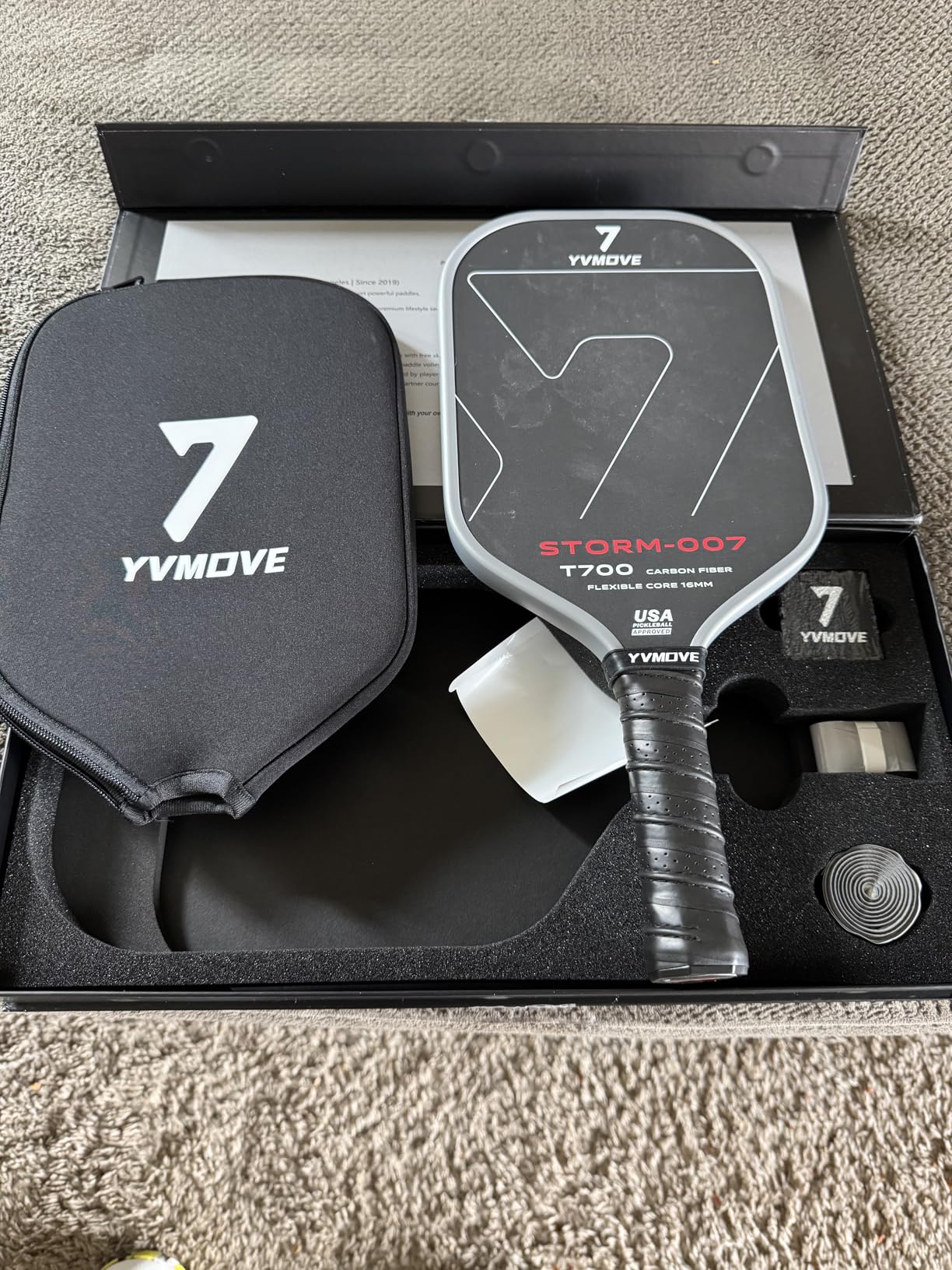 YVmove T800 Carbon Fiber Pickleball Paddle with 16mm Dynamic Core, Premium Pickle Ball Thermoformed Unibody, Elongated Shape, Enhanced Power & Ultimate Spin, USAPA Approved customer photo 1