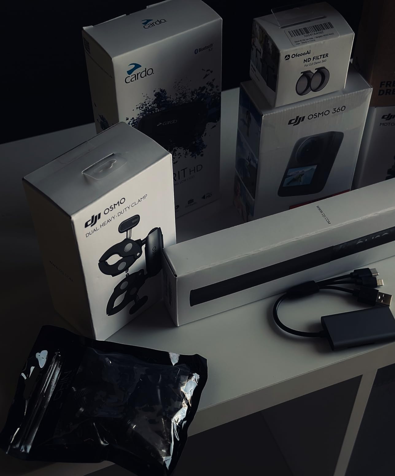 DJI Osmo 360 Camera Adventure Combo, Waterproof 360 Degree Action Camera with 1-Inch 360 Degree Imaging, Extended Battery Life with 3 Batteries, Native 8K 360 Degree Video, 105GB Built-in Storage customer photo 2