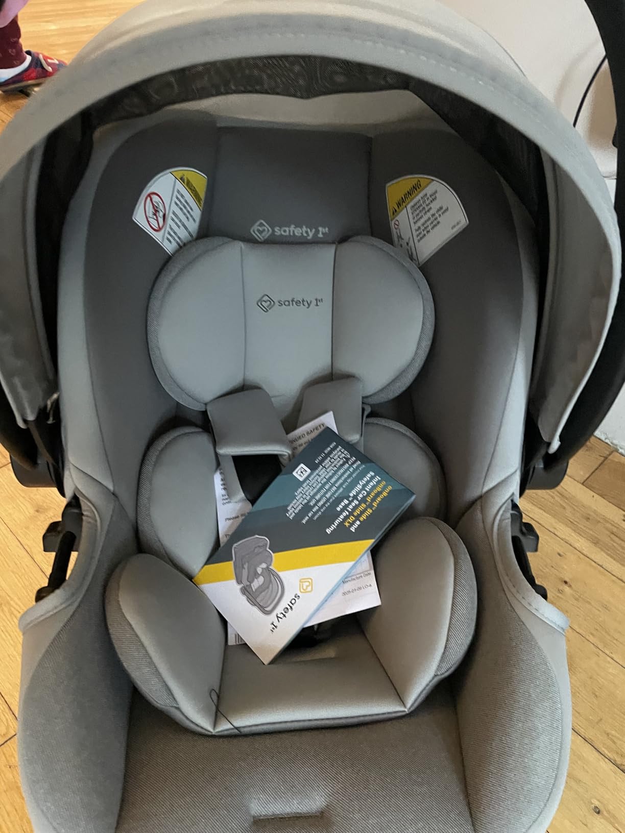 Safety 1st onBoard Slide DLX Infant Car Seat w/SafetySlide Base, Easy-Install Rigid Latch, Dusty Green customer photo 2