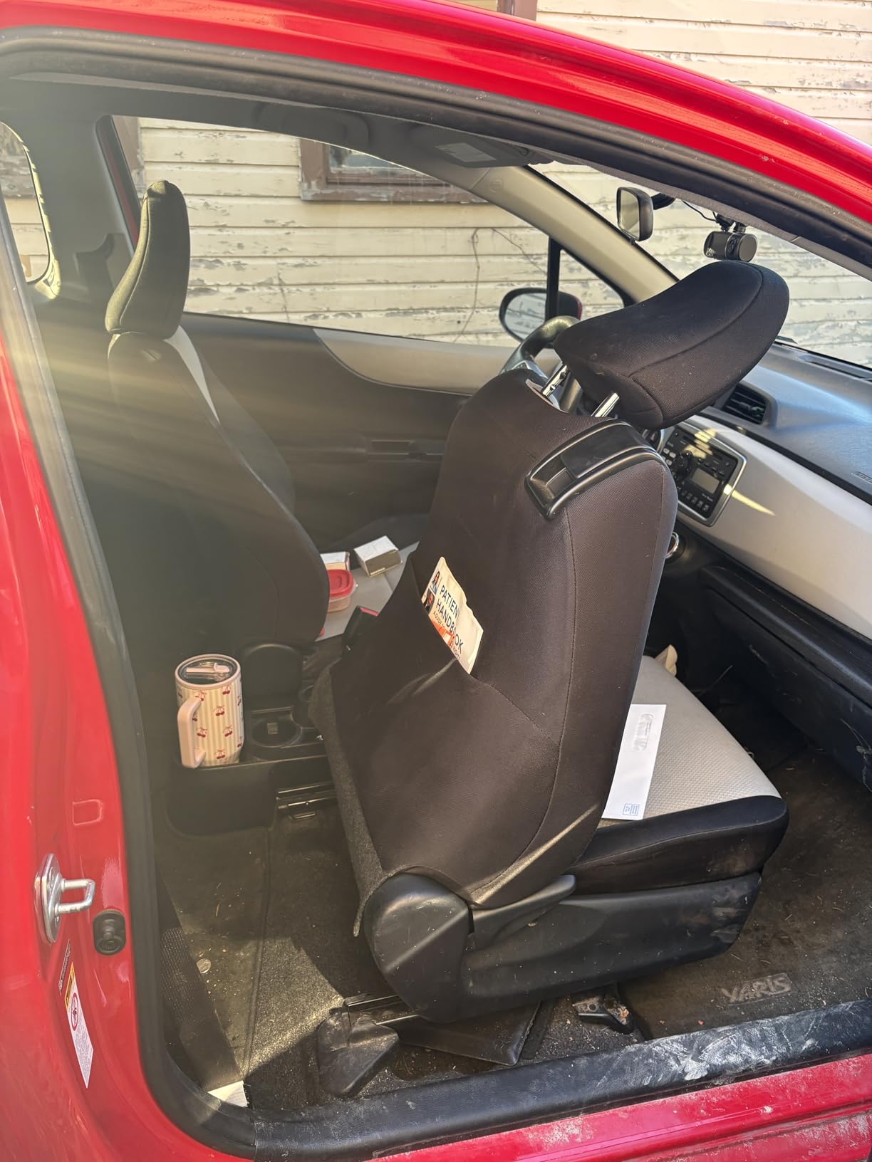 Britax Poplar Convertible Car Seat, 2-in-1 Car Seat Extended Rear Facing Up to 50 lbs, 17 inch Slim Car Seat Design with Fast & Easy ClickTight Installation, SafeWash Fabrics - Glacier Graphite customer photo 2