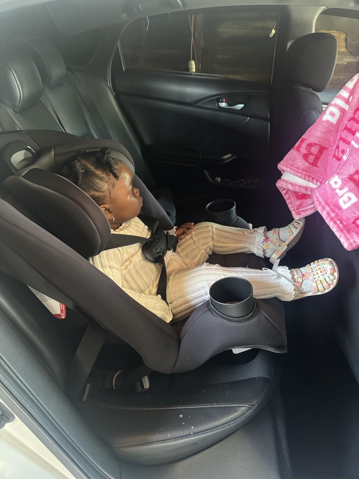 Safety 1st Ellaris 3-in-1 Convertible Car Seat, Slim Fit Design, Rear & Forward-Facing, 5-Position Headrest, Travel-Friendly with Machine-Washable Seat Pad, Smokey Haze customer photo 1